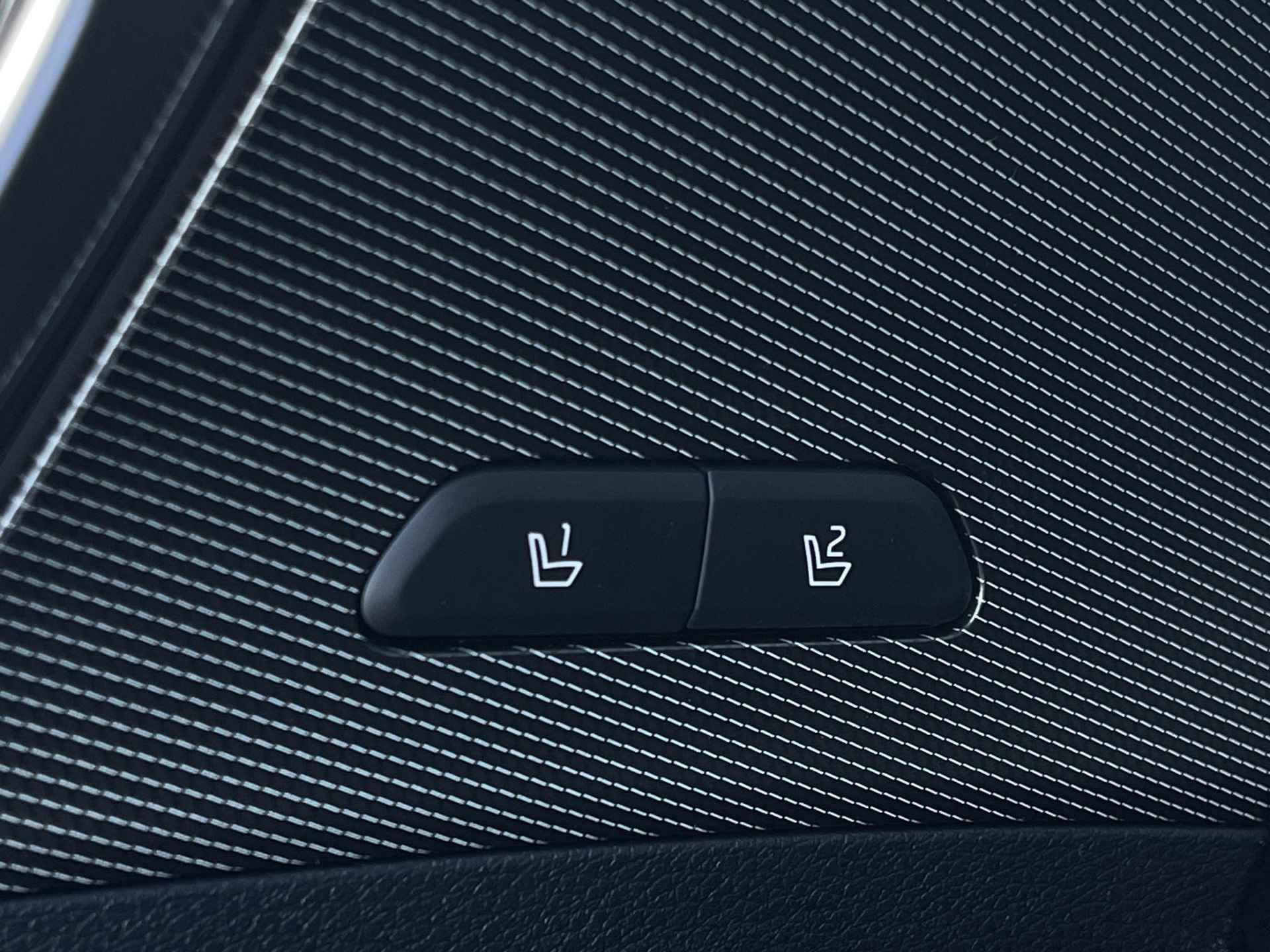 Kia Sportage 1.6 T-GDi Hybrid GT-PlusLine | *Niet op voorraad* | Nu €2.000,- Korting! | * Nu te bestellen* | Black Edition | Navi | 360 Camera | Clima | Schuif-/kanteldak | Memory stoel | Matrix LED - 34/40