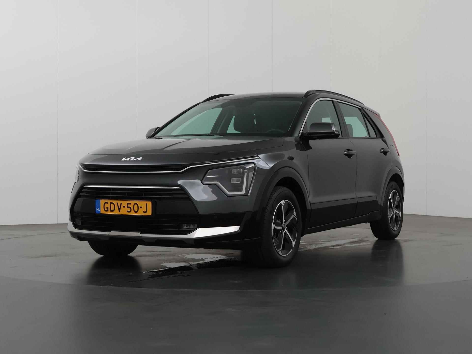 Kia Niro HEV 1.6 GDi Hybrid DynamicLine Edition | Stoel/Stuurwielverwarming | LED Koplampen | Navigatie | Parkeercamera | Climate control - 40/40