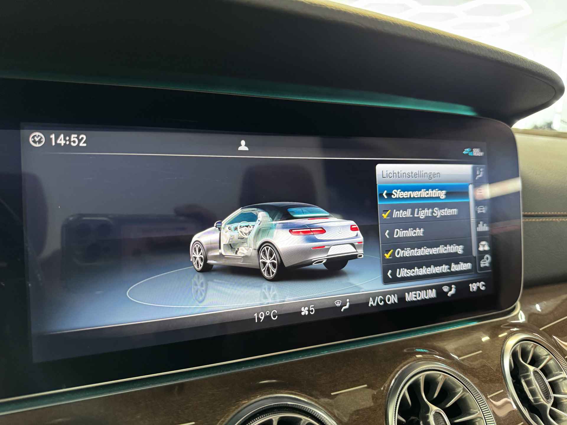 Mercedes-Benz E-klasse Cabrio 220 d Premium AMG ✅AMG-Line✅STOELVENTILATIE✅Full Digital Dash✅BURMESTER✅WIDE SCREEN✅SFEERVERLICHTING - 69/102