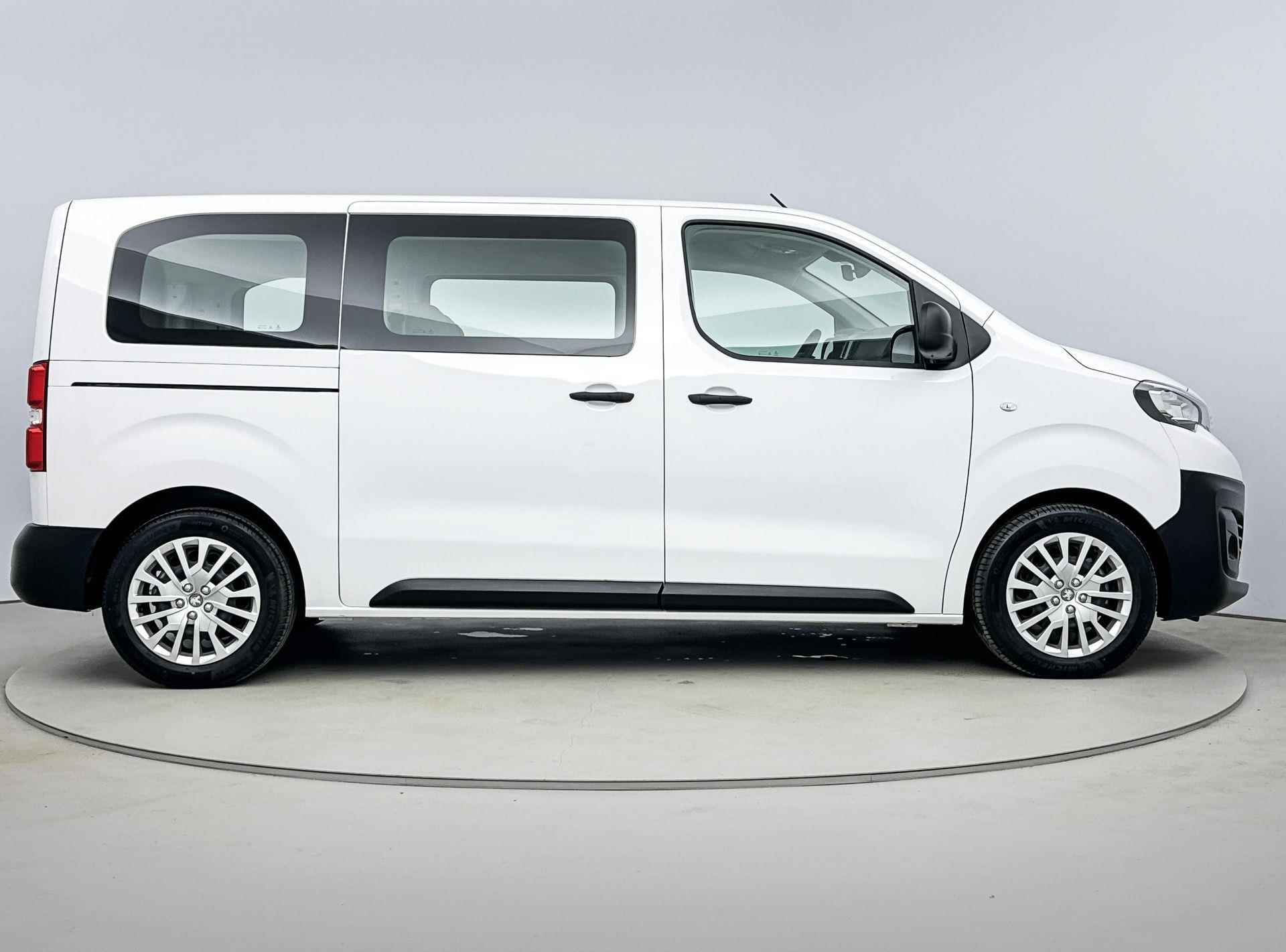 Peugeot e-Expert 75 kWh Standard | DEMO | Personen Vervoer | Navigatie | Camera | - 9/34