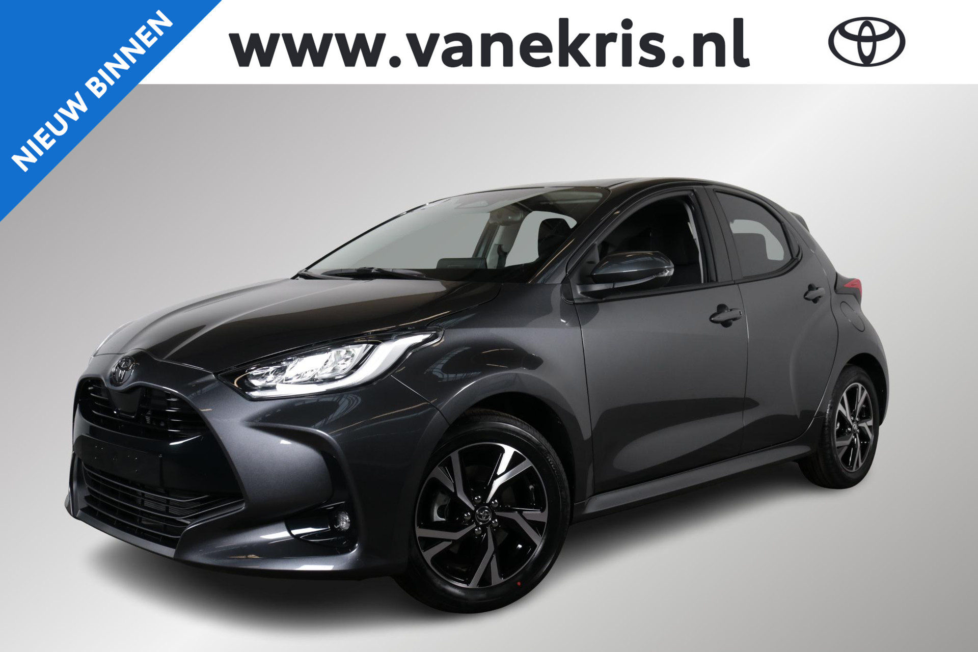 Toyota Yaris 1.5 Hybrid 115 First Edition, NIEUW, FACELIFT , DIRECT LEVERBAAR