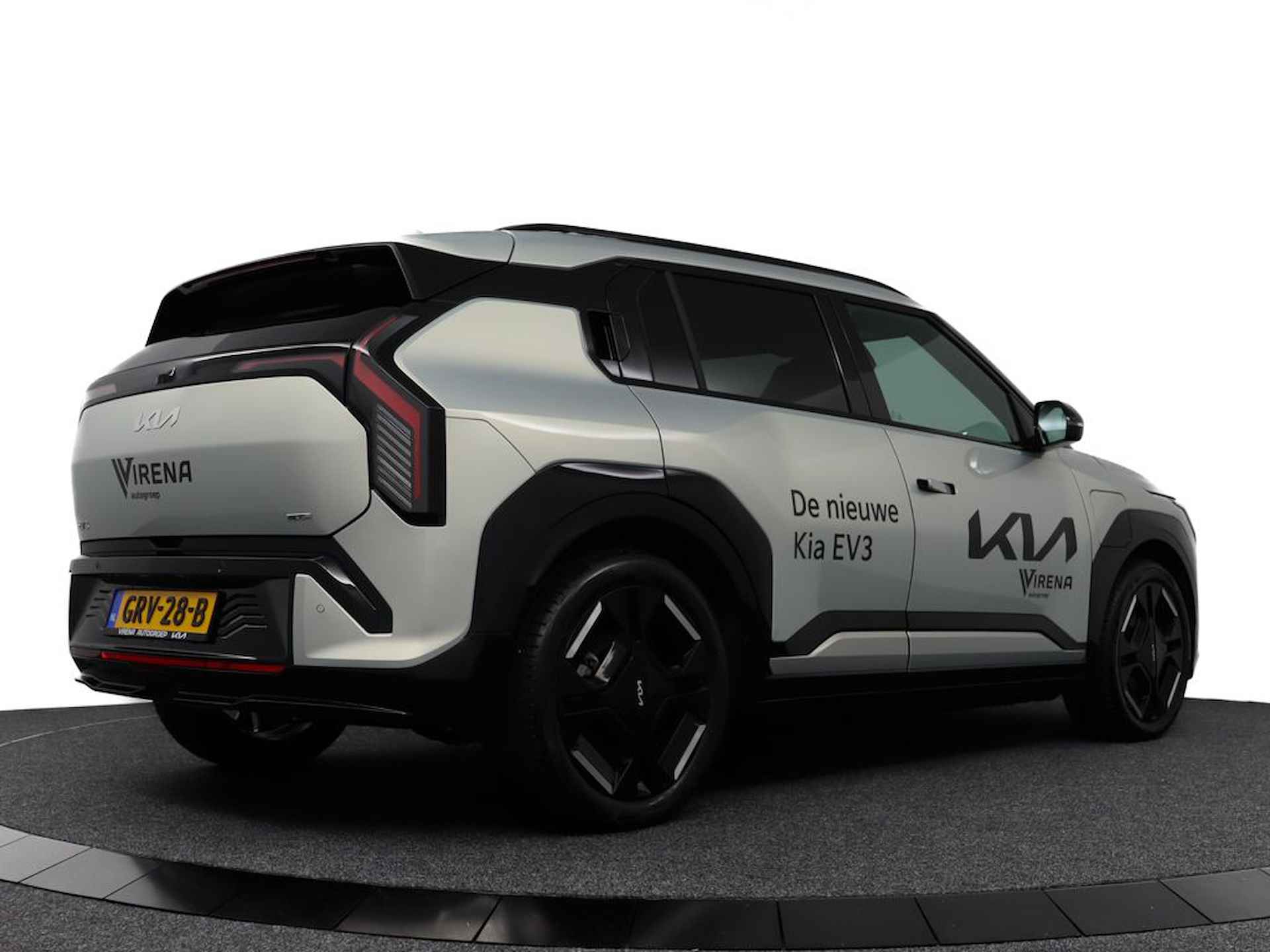 Kia EV3 GT-Line 81.4 kWh - *DEMO* - Draadloze Apple CarPlay / Android Auto - Stoel en stuurwiel verwarming - Panoramadak - Harman Kardon Audio - Dodehoek assistent - Fabrieksgarantie tot 11-2031 - 9/56