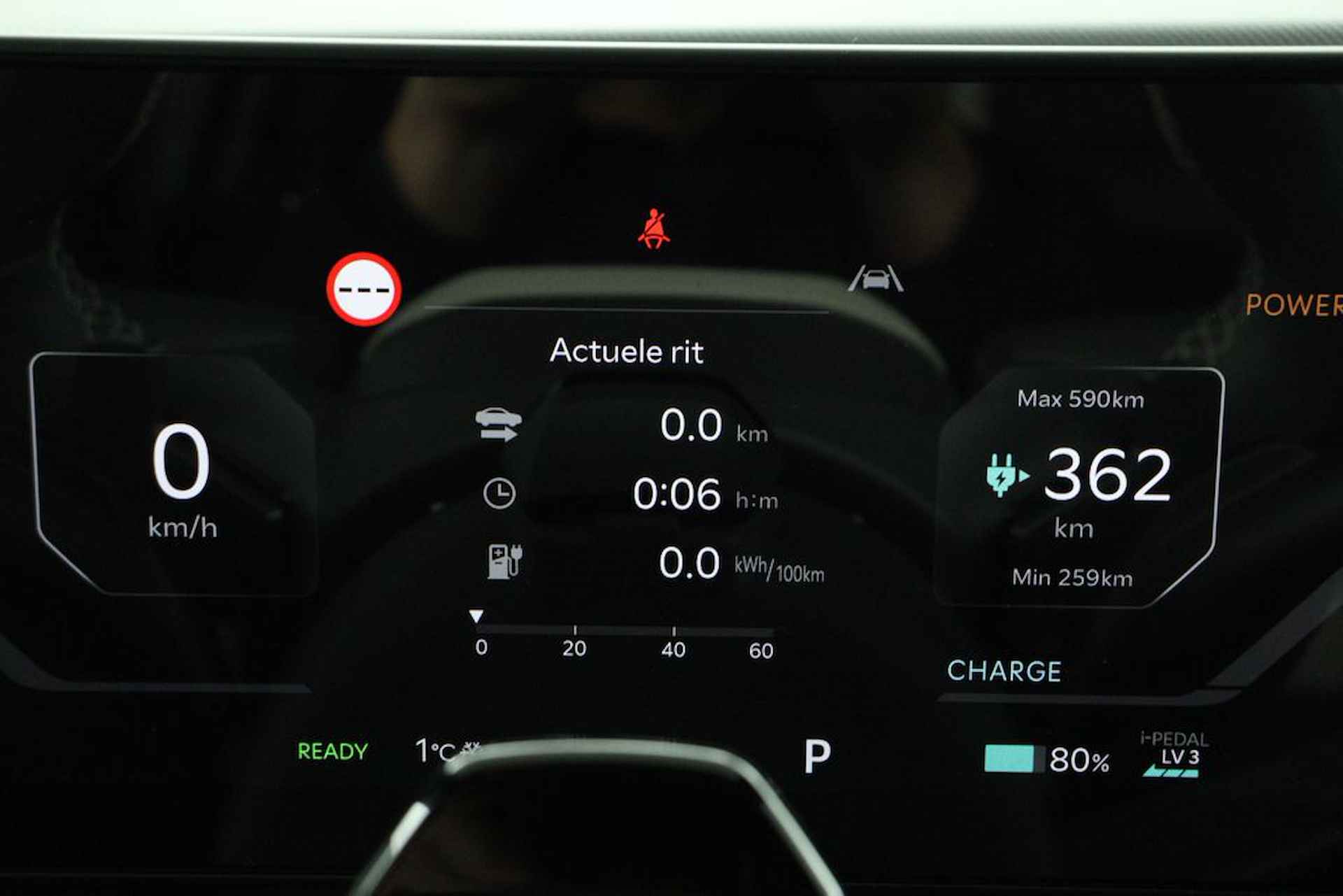 Kia EV3 GT-Line 81.4 kWh - *DEMO* - Draadloze Apple CarPlay / Android Auto - Stoel en stuurwiel verwarming - Panoramadak - Harman Kardon Audio - Dodehoek assistent - Fabrieksgarantie tot 11-2031 - 21/56