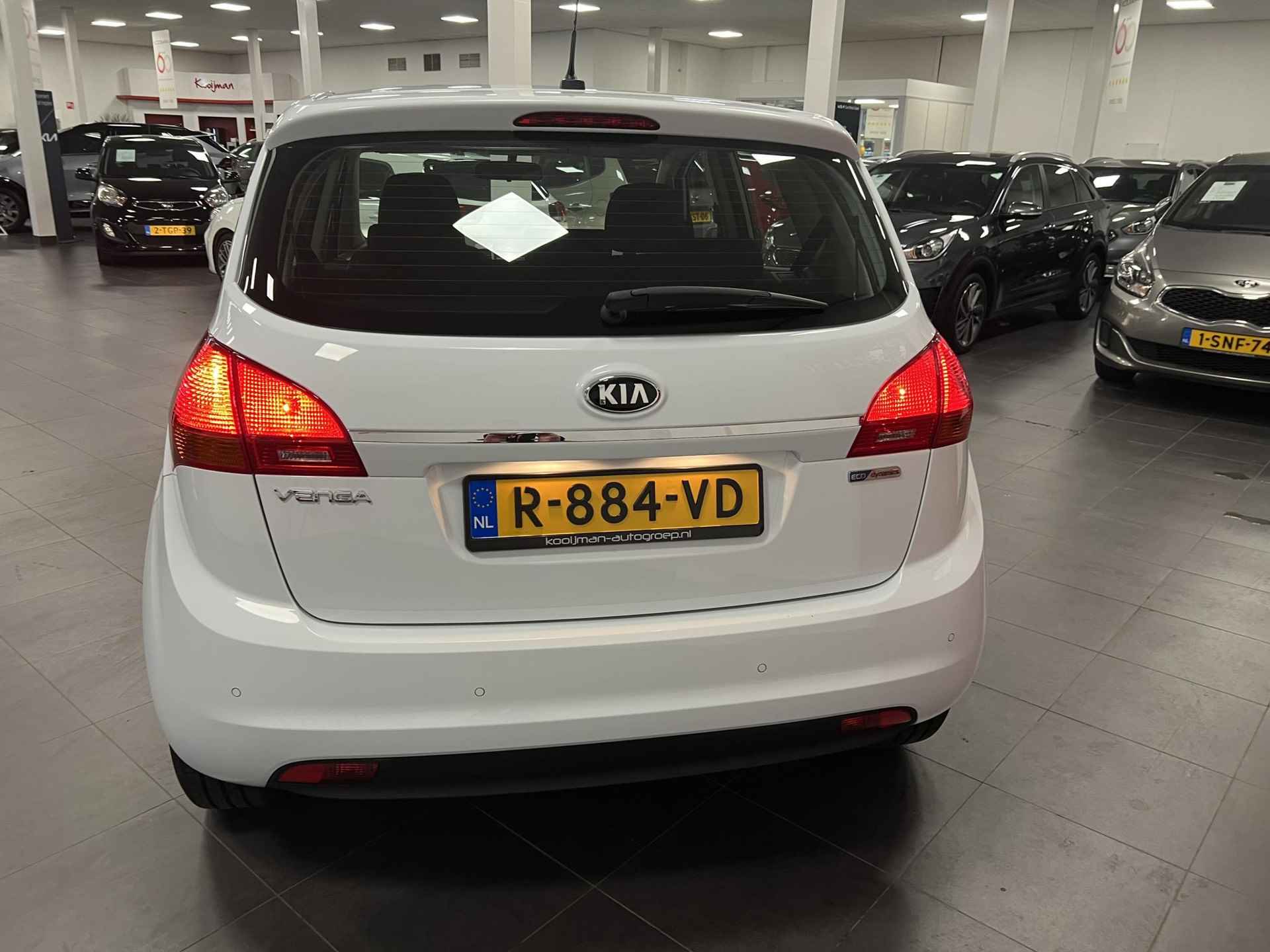 Kia Venga 1.6 CVVT DynamicLine 1300 kg trekgewicht met gratis trekhaak! Airco, Bluetooth, Hoge instap, Garantie! - 13/19