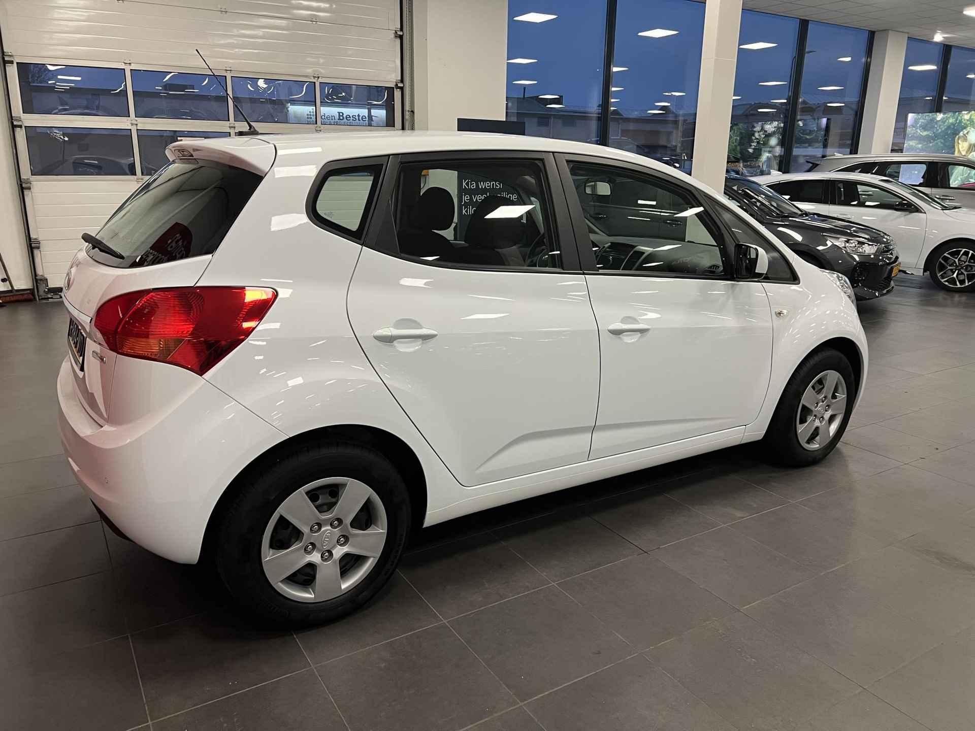 Kia Venga 1.6 CVVT DynamicLine 1300 kg trekgewicht met gratis trekhaak! Airco, Bluetooth, Hoge instap, Kooijman Garantie! - 4/19