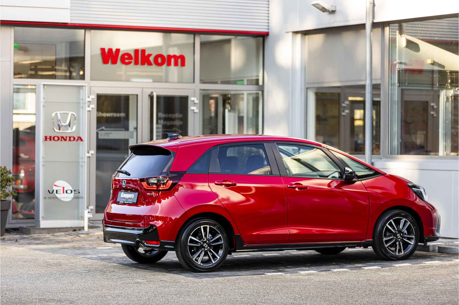 Honda Jazz 1.5 e:HEV Advance Sport Navigatie, Parkeersensoren V+A, Apple/Android , All-in Rijklaarprijs - 2/45