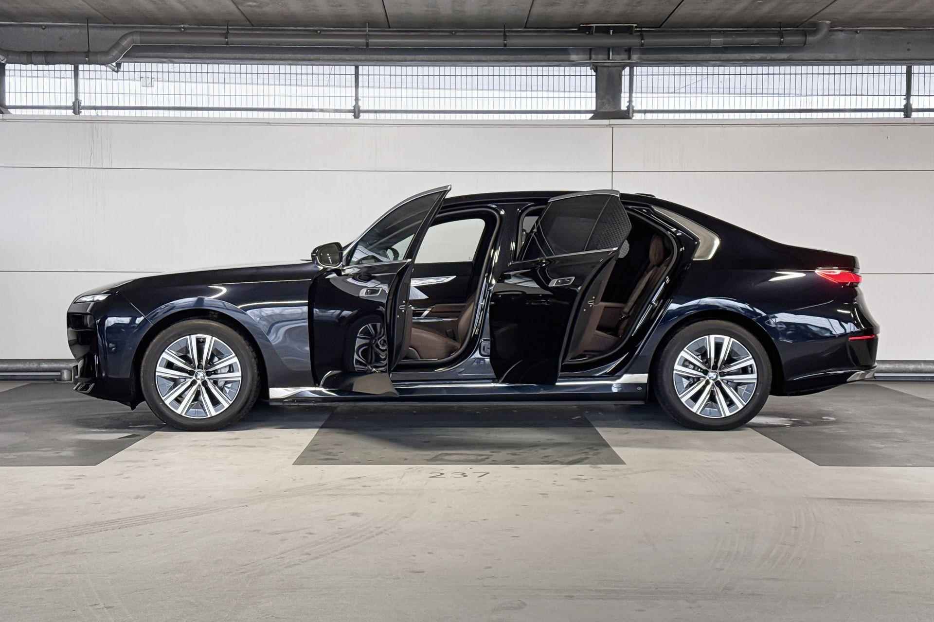 BMW i7 xDrive60 106 kWh - 3/24