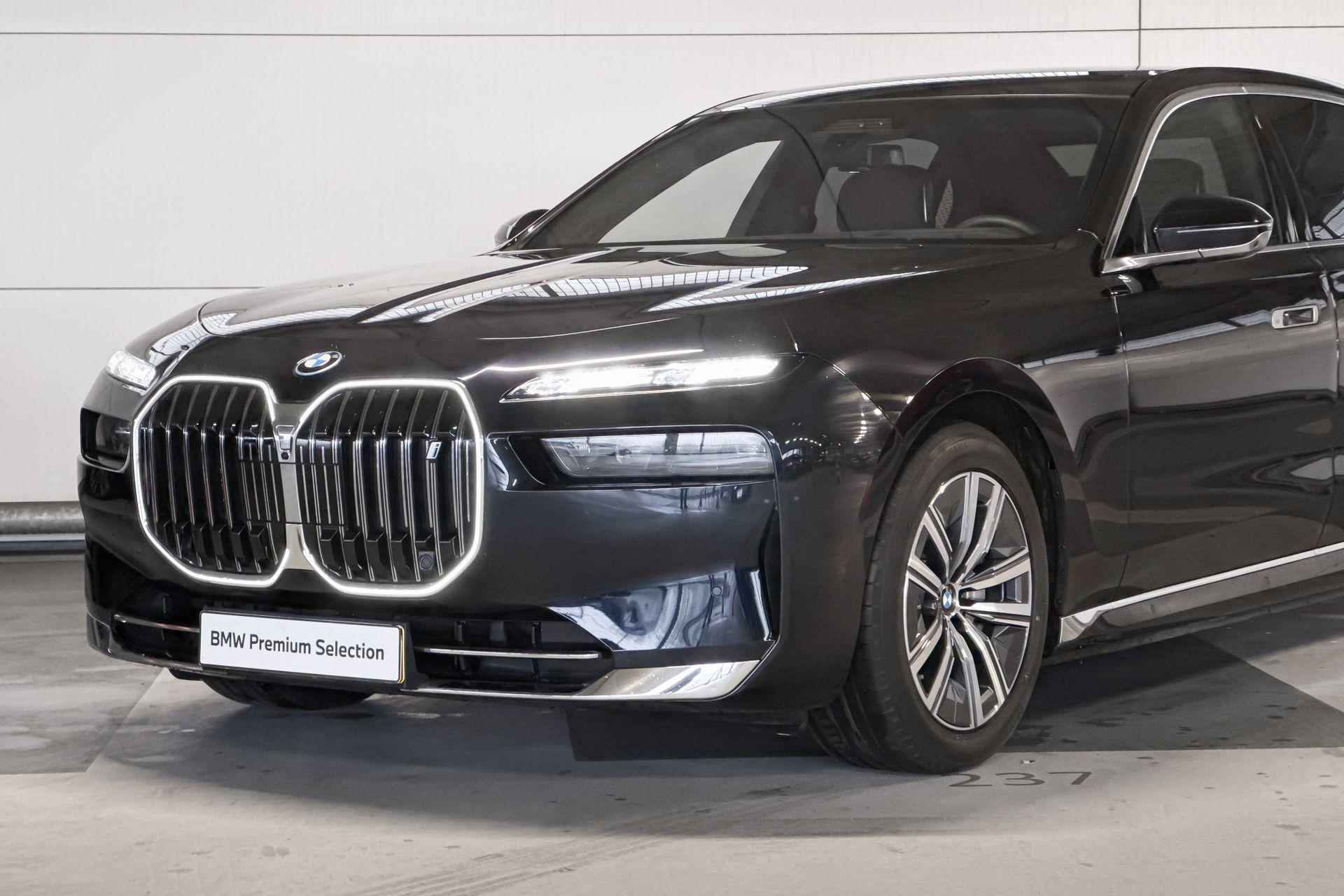 BMW i7 xDrive60 106 kWh - 23/24