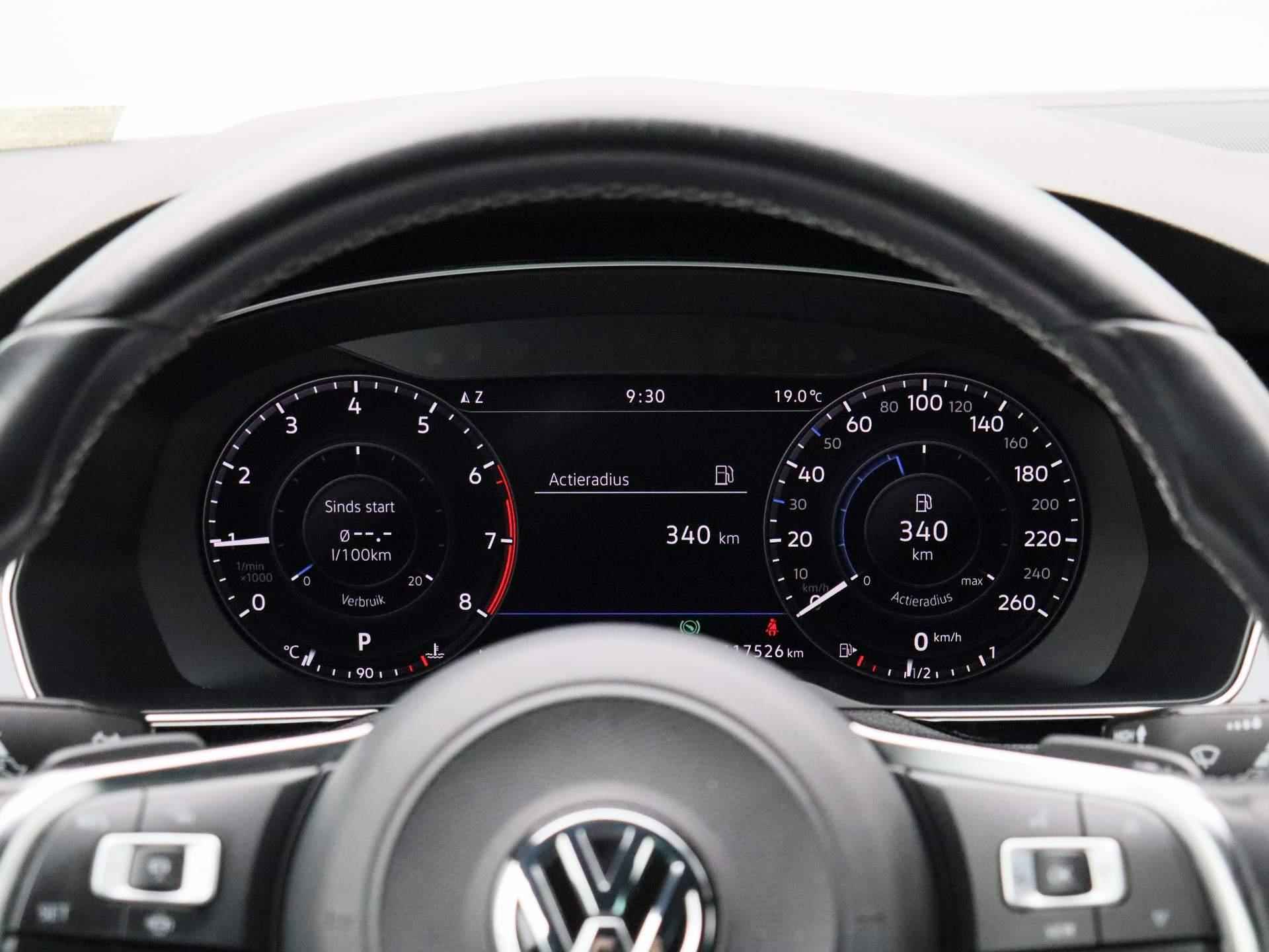 Volkswagen Passat Variant 1.5 TSI Highline Business R | Automaat | Leder | Navigatie | Climate contrtol | Camera | LED | LMV | Parkeer sensoren | Stoel verwarming - 8/43