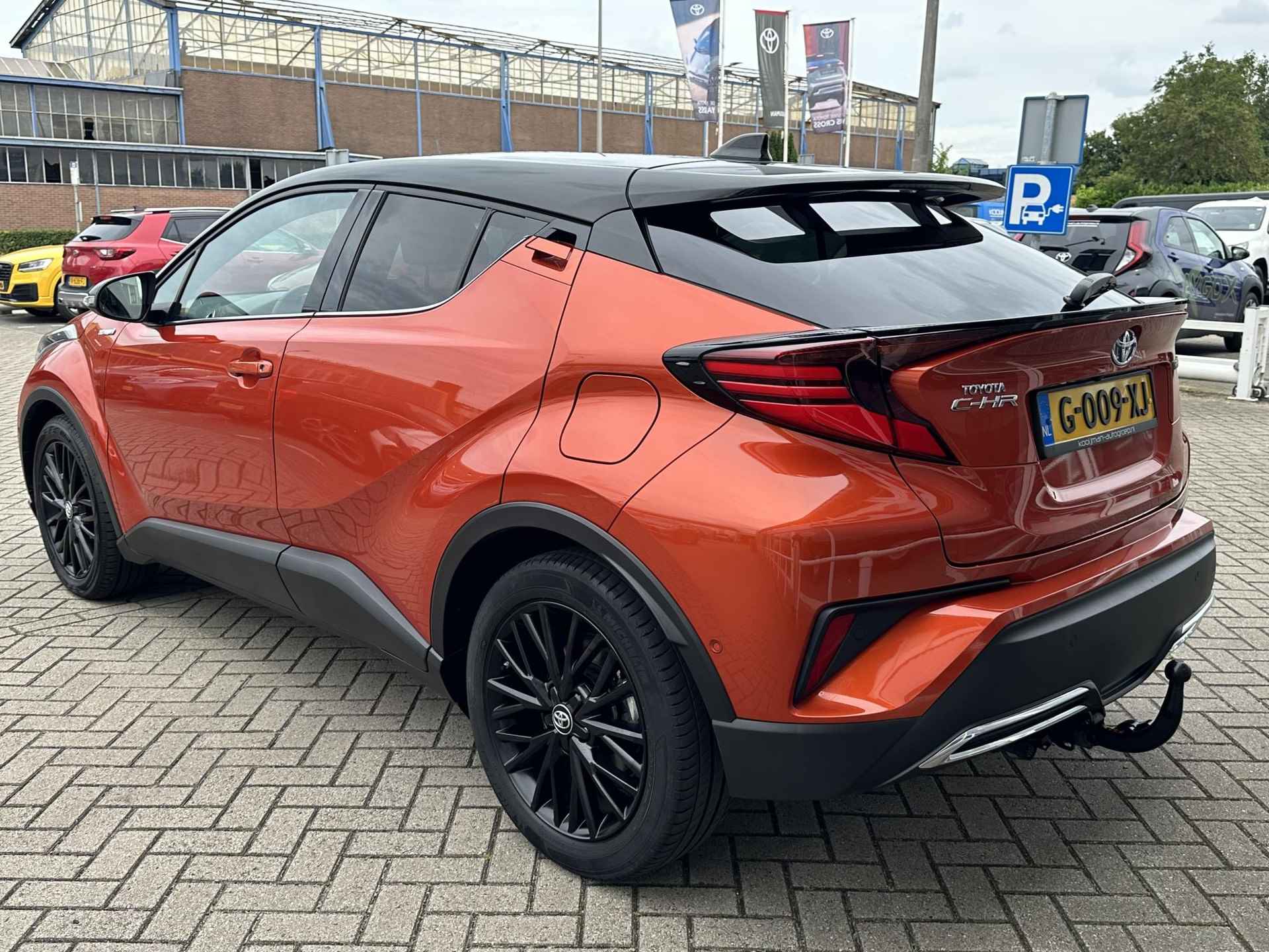 Toyota C-HR 2.0 Hybrid Launch Edition | Apple Carplay| Lane Assist | 18 Inch zwarte velgen | Achteruitrijcamera | - 24/28