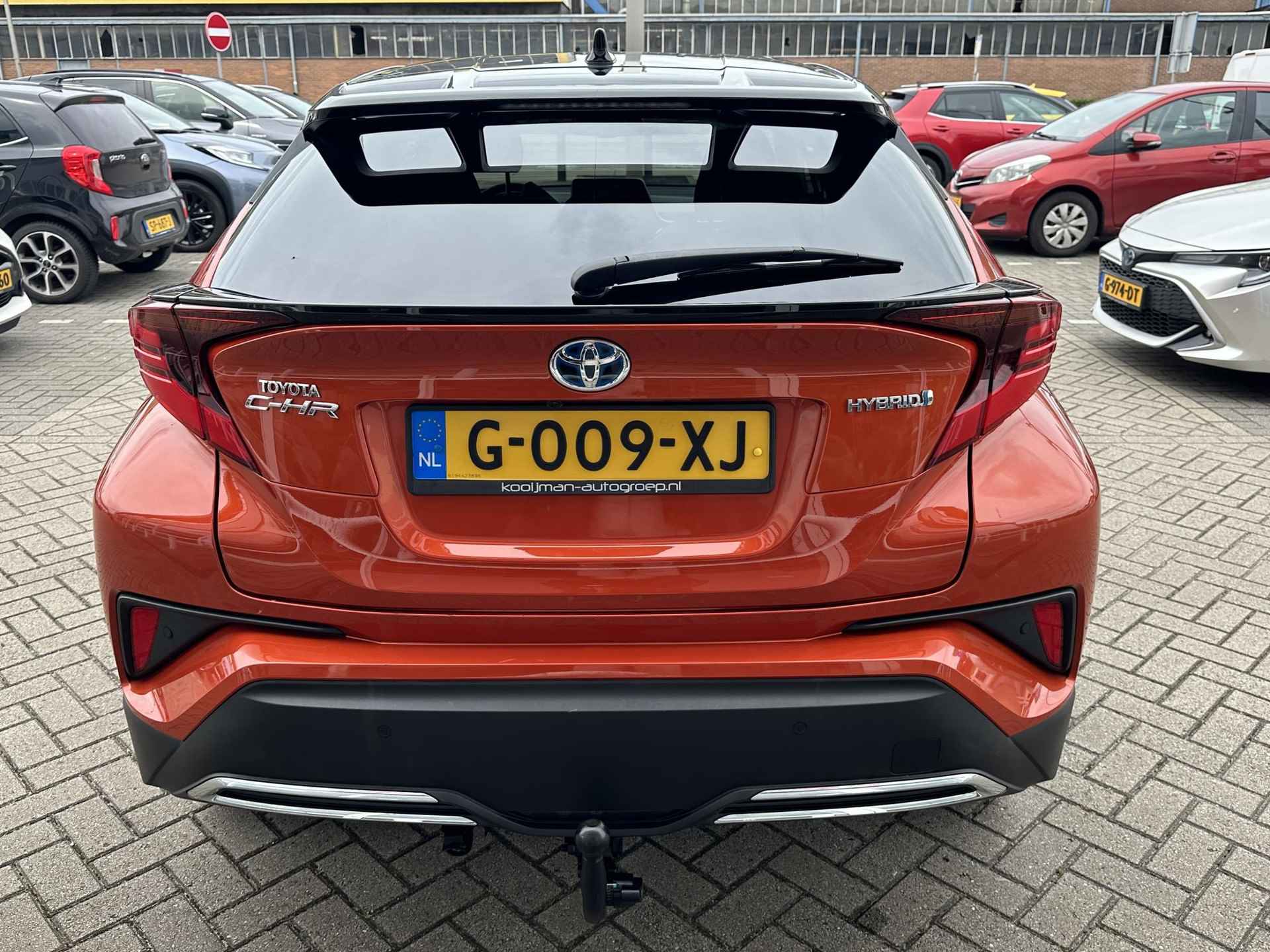 Toyota C-HR 2.0 Hybrid Launch Edition | Apple Carplay| Lane Assist | 18 Inch zwarte velgen | Achteruitrijcamera | - 28/28