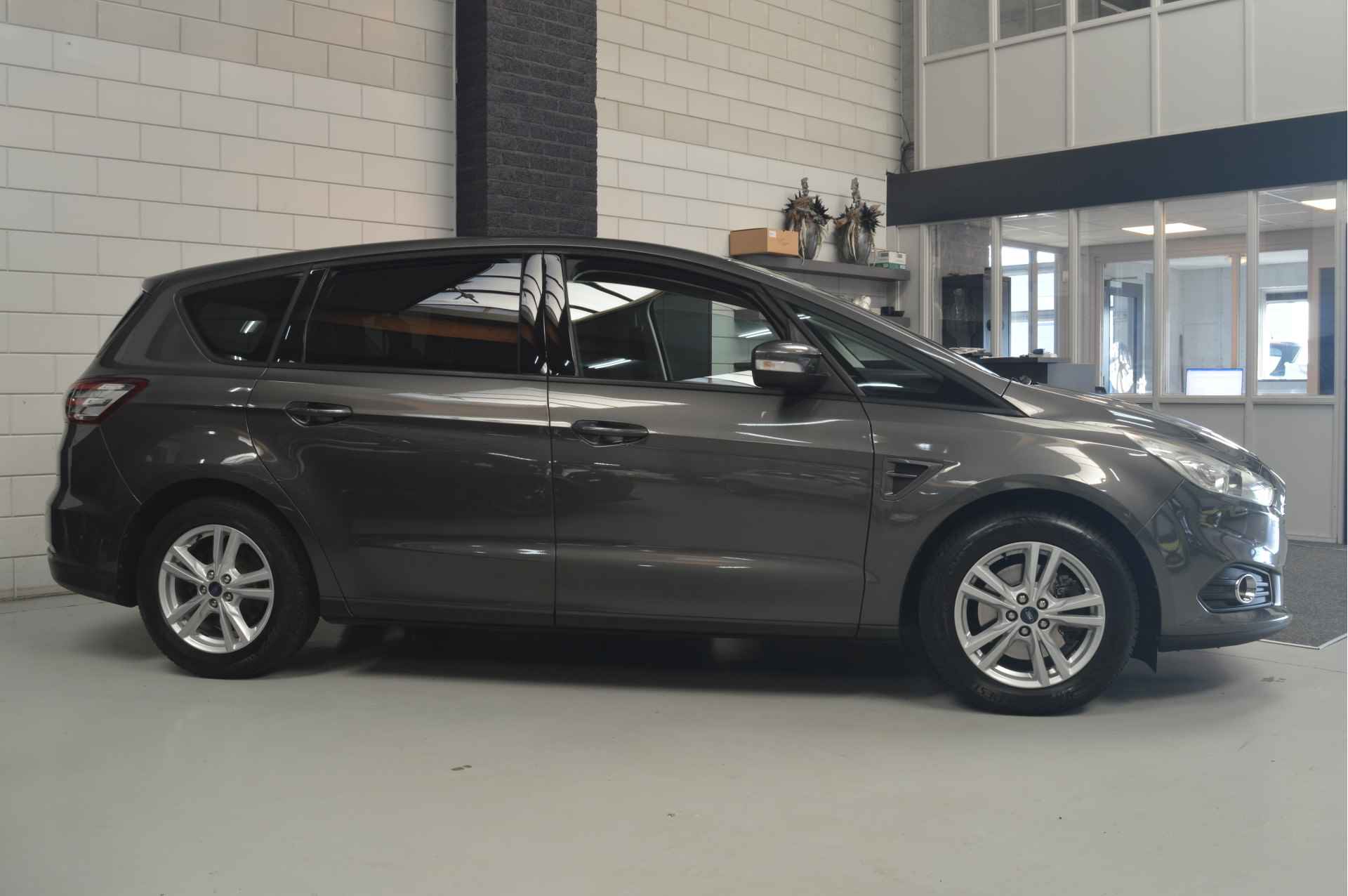 Ford S-Max 1.5 Trend // 95.000 km // CLIMA // NAVI // PDC VOOR&ACHTER // DEALER ONDERHOUDEN // - 4/27