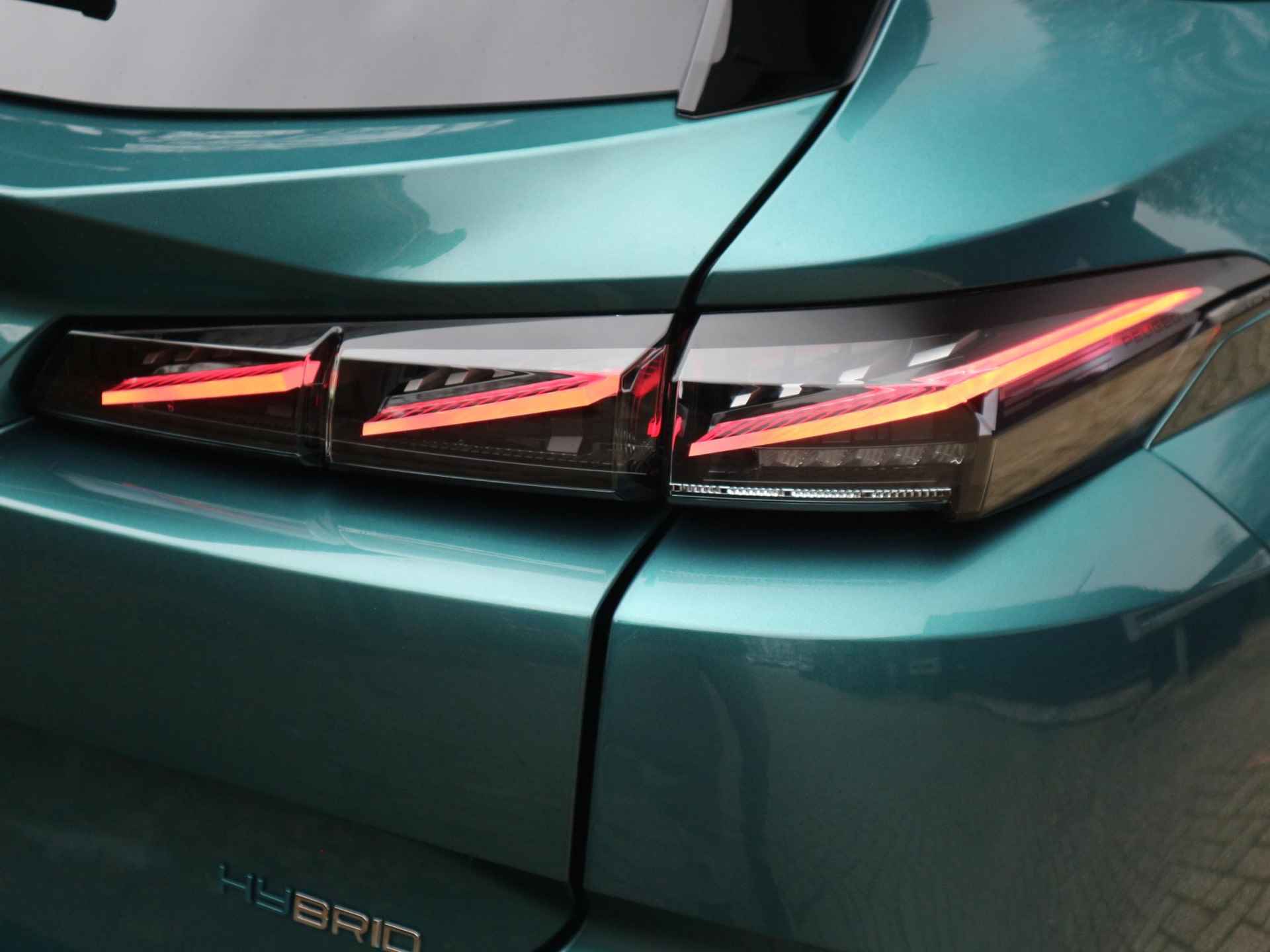 Peugeot 308 SW GT 1.6 HYbrid 180 pk / Massagestoelen / HiFi Audio / Elektrische achterklep / 360 graden camera - 44/50