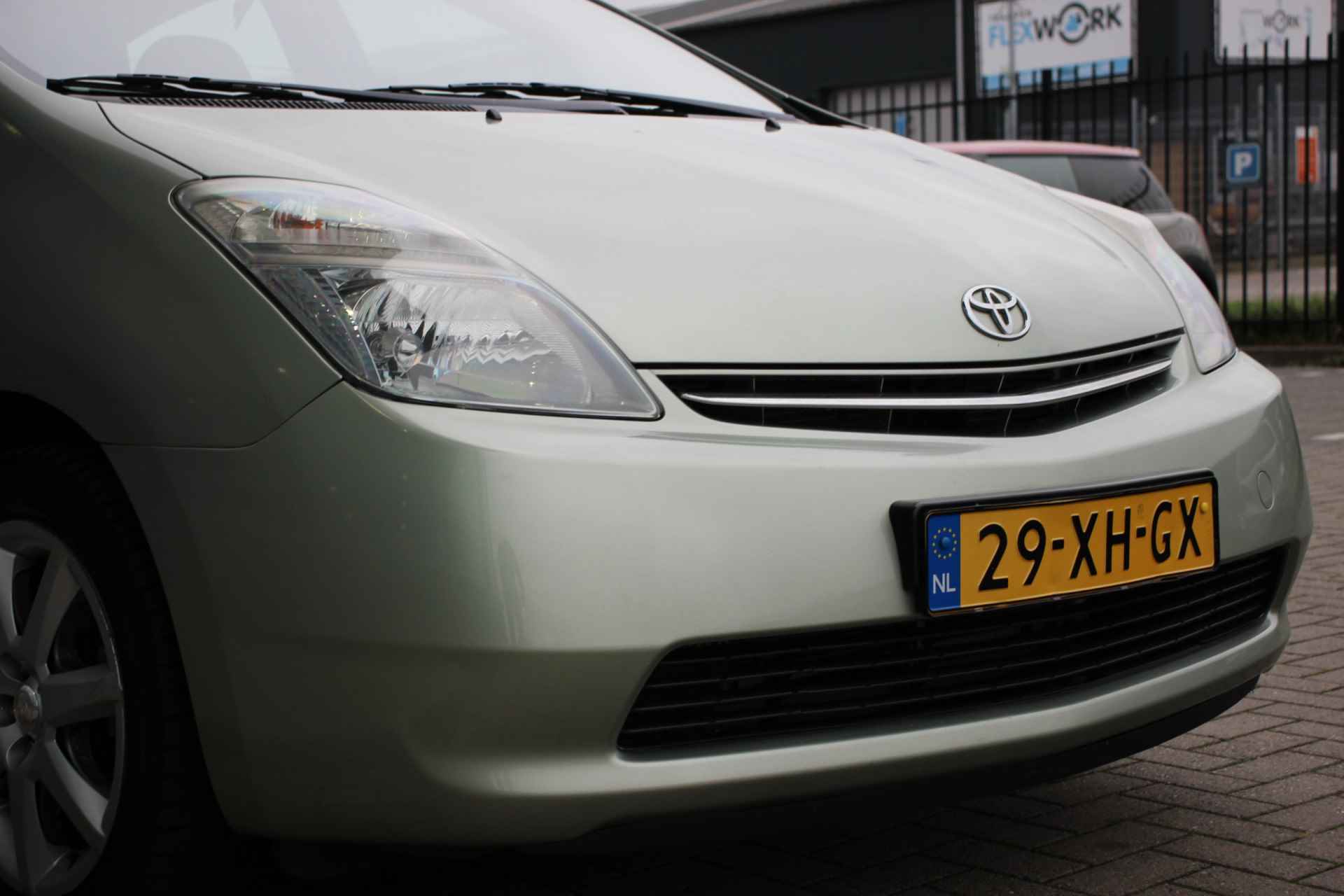 Toyota Prius 1.5 VVT-i Comfort Hybride | Climate & Cruise control - 8/29