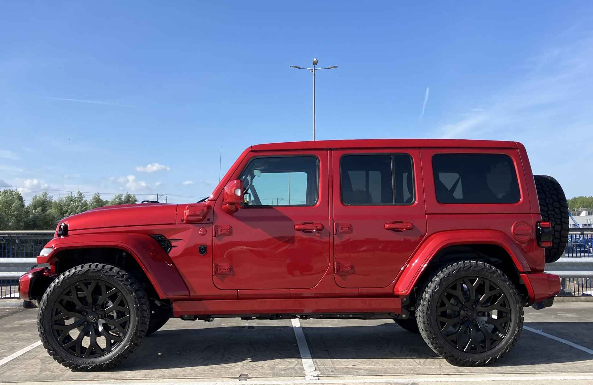 Jeep Wrangler BRUTE Rubicon 4xe 380 / 22" LMV / Hard-Top Jeep Wrangler BRUTE 4xe 380 Custom Skyview BRUTE CUSTOM - Sky View - 22 Inch - 39/58