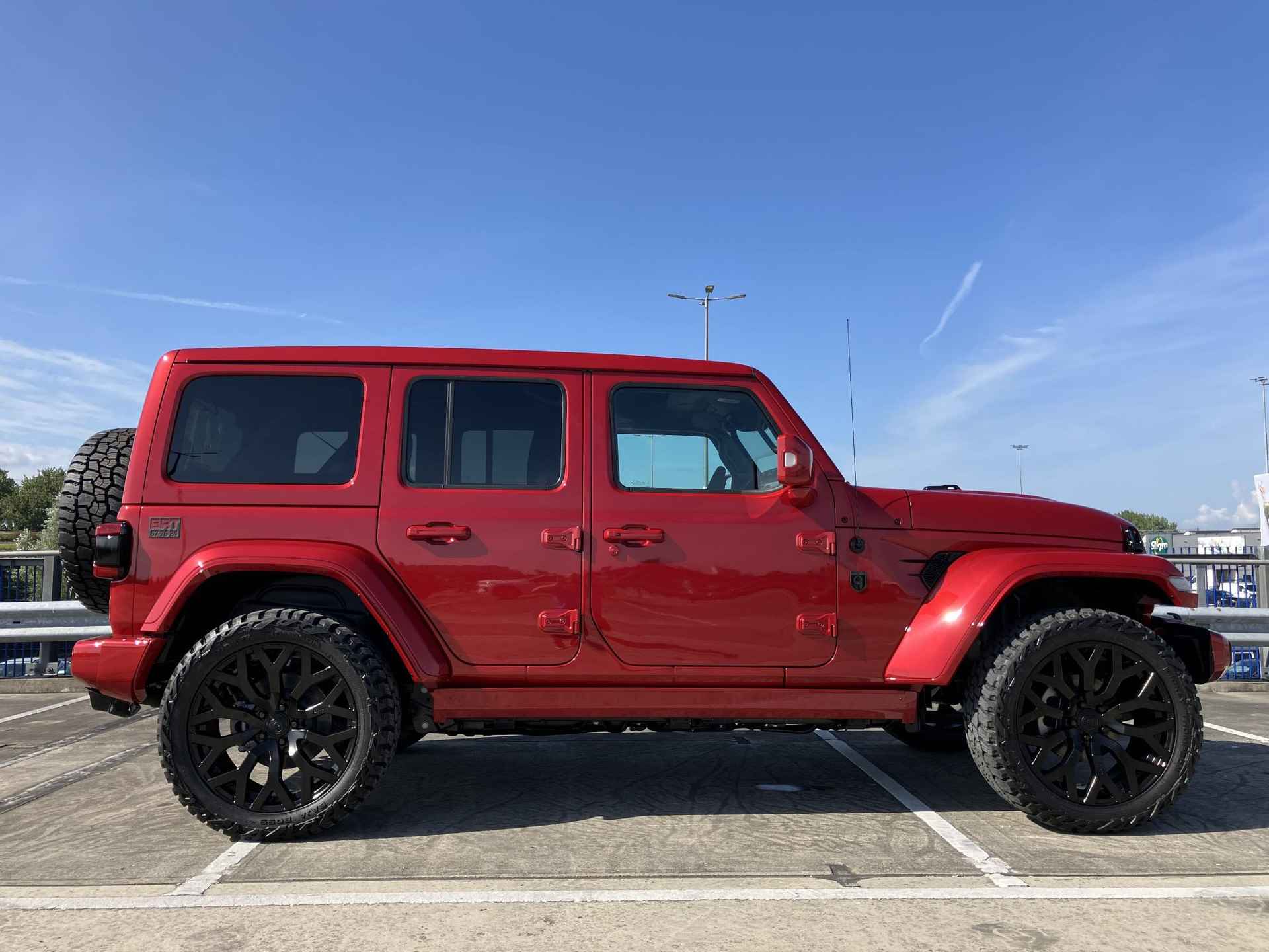 Jeep Wrangler BRUTE Rubicon 4xe 380 / 22" LMV / Hard-Top Jeep Wrangler BRUTE 4xe 380 Custom Skyview BRUTE CUSTOM - Sky View - 22 Inch - 53/58