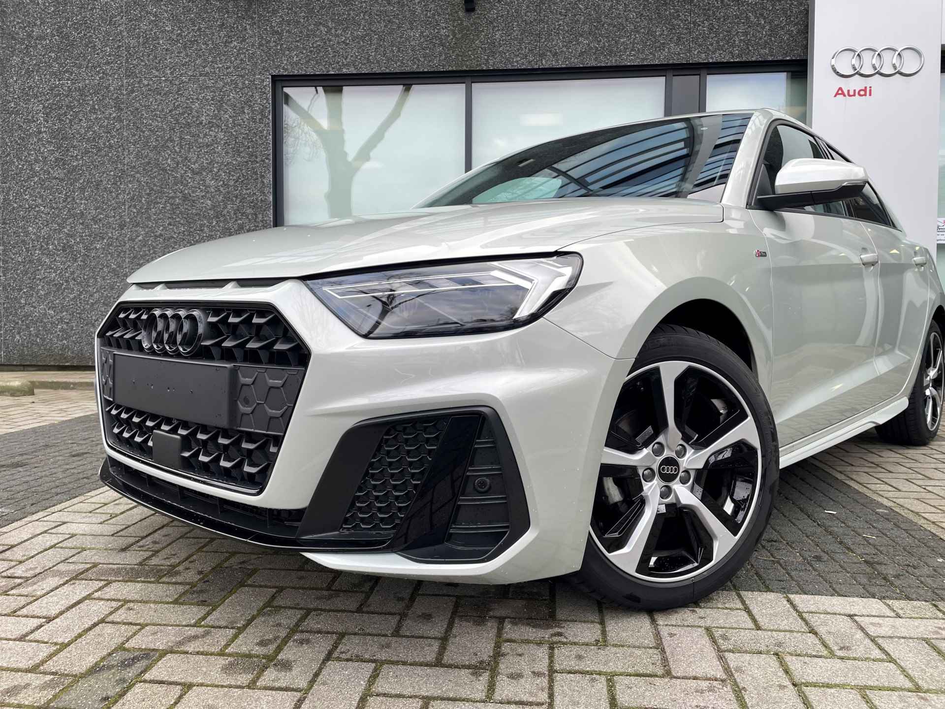 Audi A1 Sportback 25 TFSI Advanced edition S-line exterieur/17 inch velgen/Stoelverwarming/Optiekpakket zwart plus/ Adaptieve cruisecontrol/MMI navigatie/Parkeersensoren voor & achter - 7/13