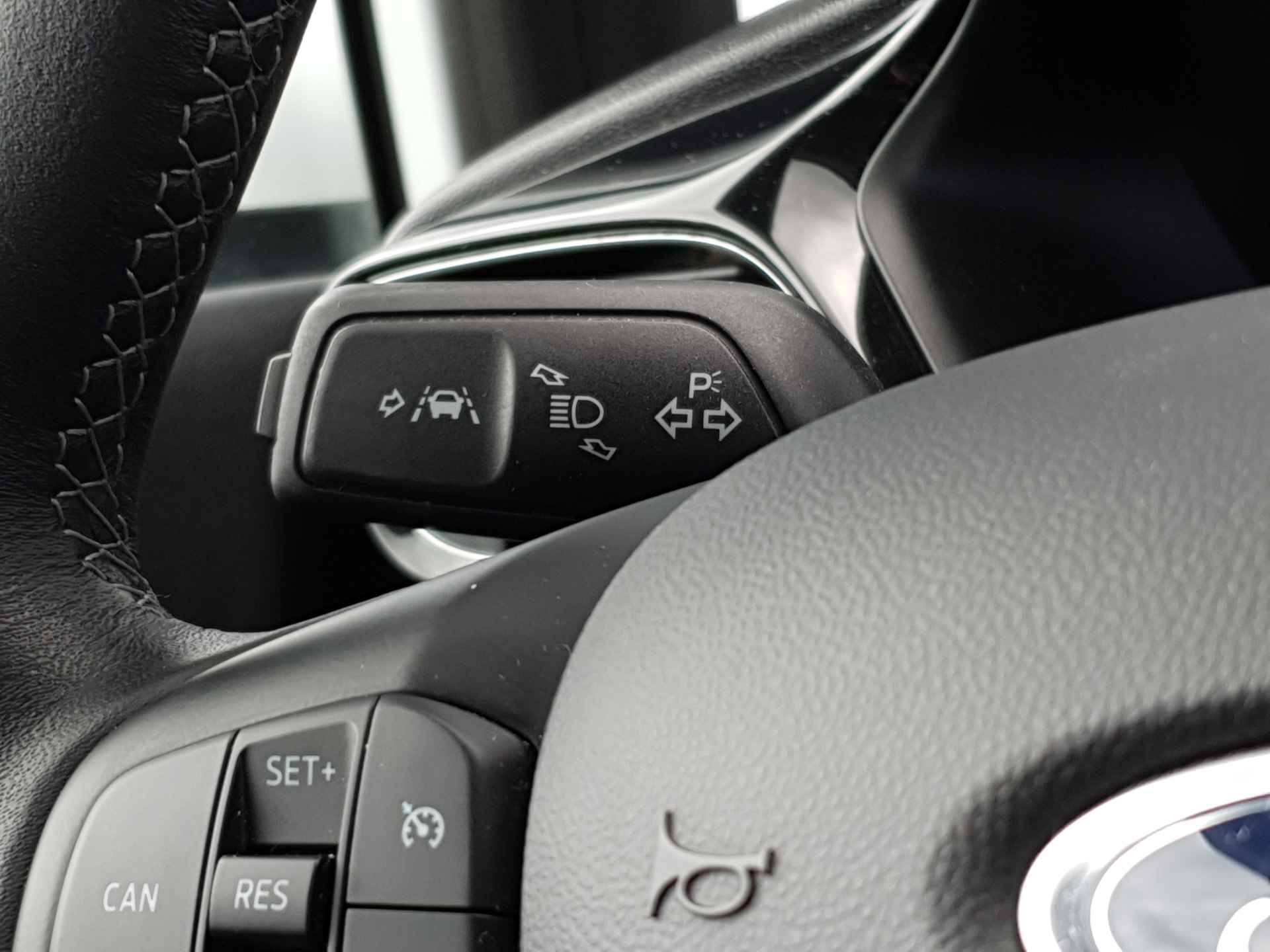 Ford Fiesta 1.0 Titanium | Cruise Control | B&O Audio | Navigatie | Verwarmbare Voorruit - 15/36