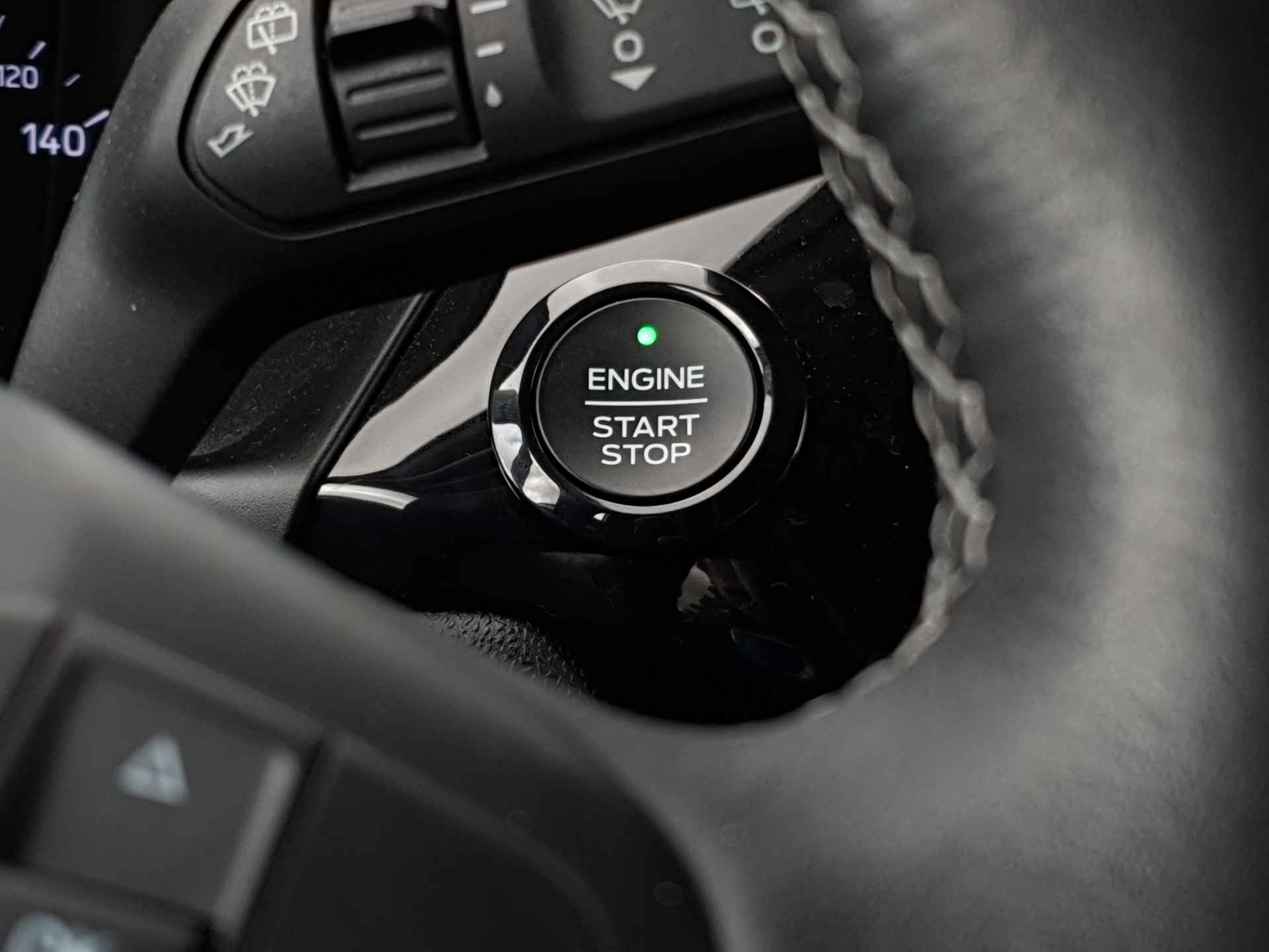 Ford Fiesta 1.0 Titanium | Cruise Control | B&O Audio | Navigatie | Verwarmbare Voorruit - 16/36