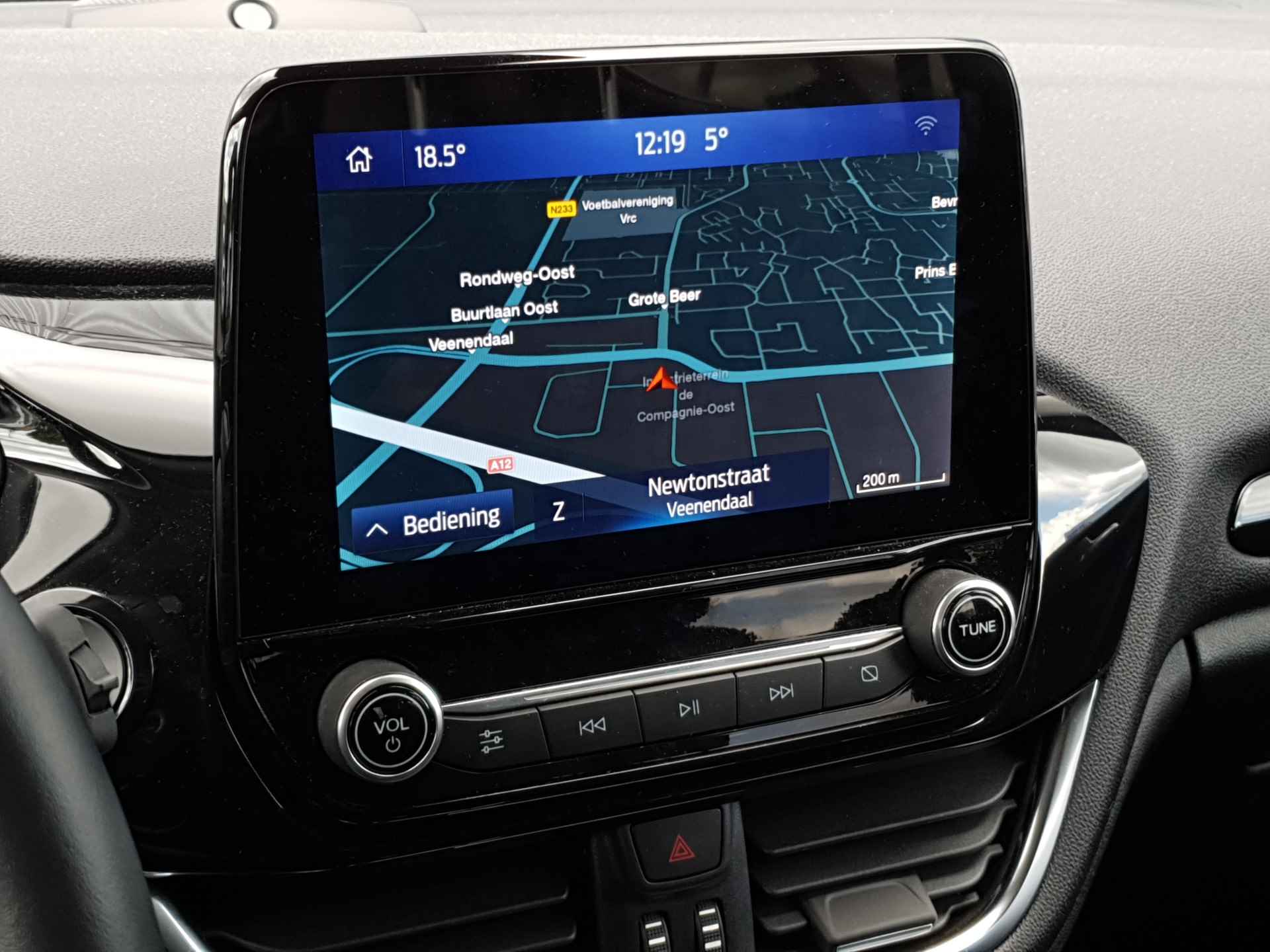 Ford Fiesta 1.0 Titanium | Cruise Control | B&O Audio | Navigatie | Verwarmbare Voorruit - 26/36