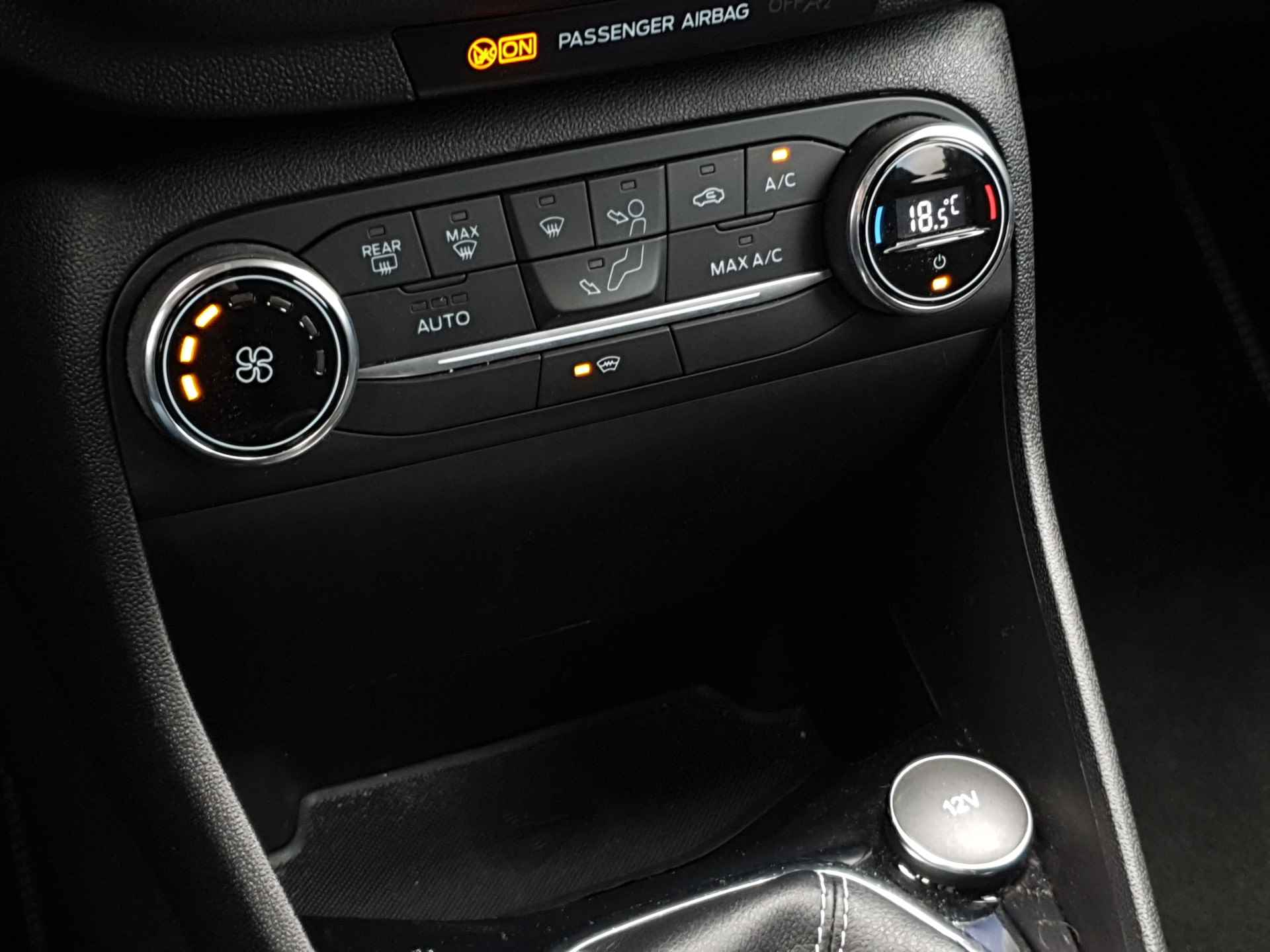 Ford Fiesta 1.0 Titanium | Cruise Control | B&O Audio | Navigatie | Verwarmbare Voorruit - 30/36