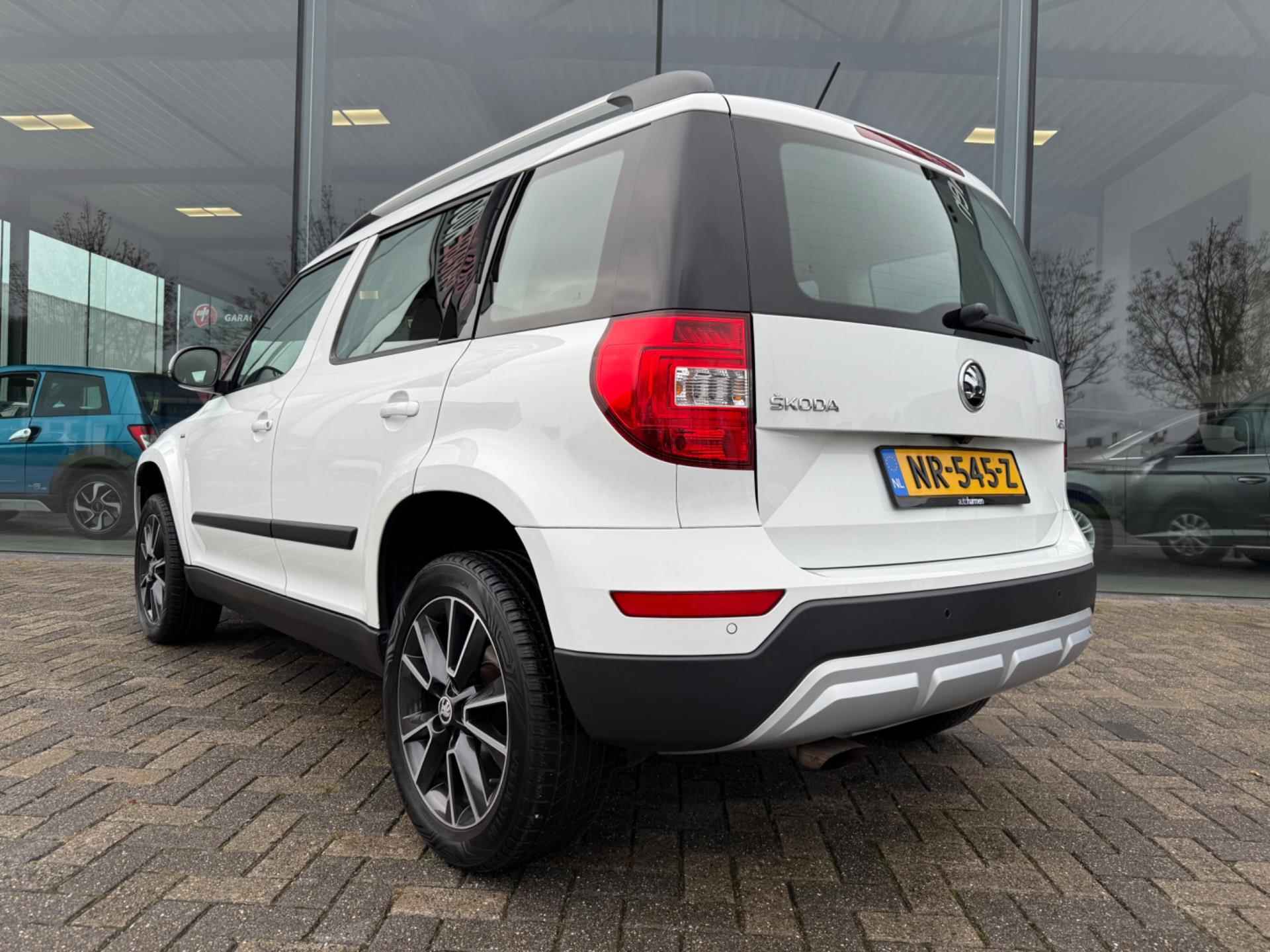 Skoda Yeti Outdoor 1.2 TSI Automaat Greentech Drive, 1e eigenaar, NAP - 4/37