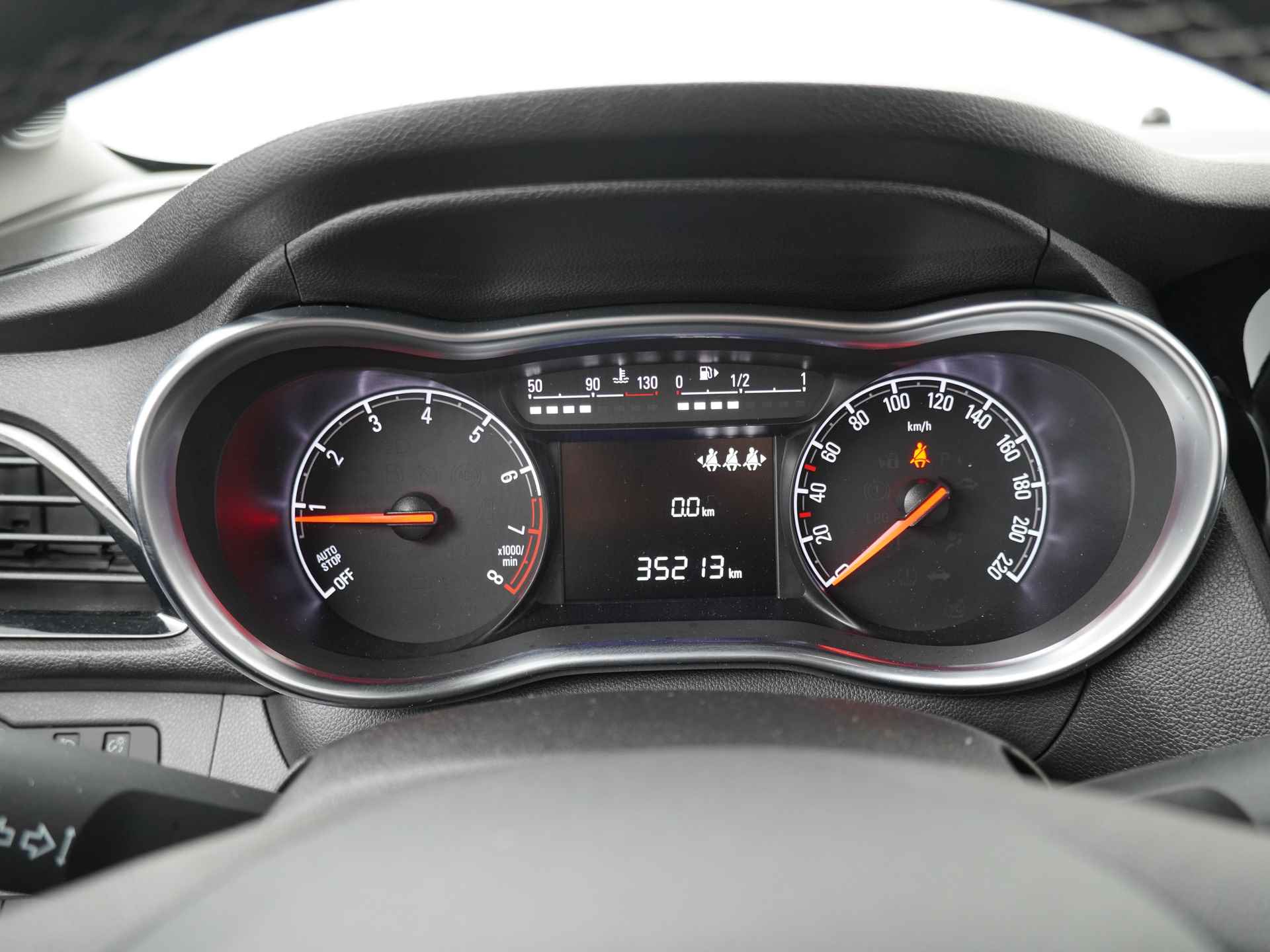 Opel KARL 1.0 ecoFLEX Innovation - Navigatie - Stoelverwarming - Climate Control - 12 maanden BOVAG garantie - 24/43