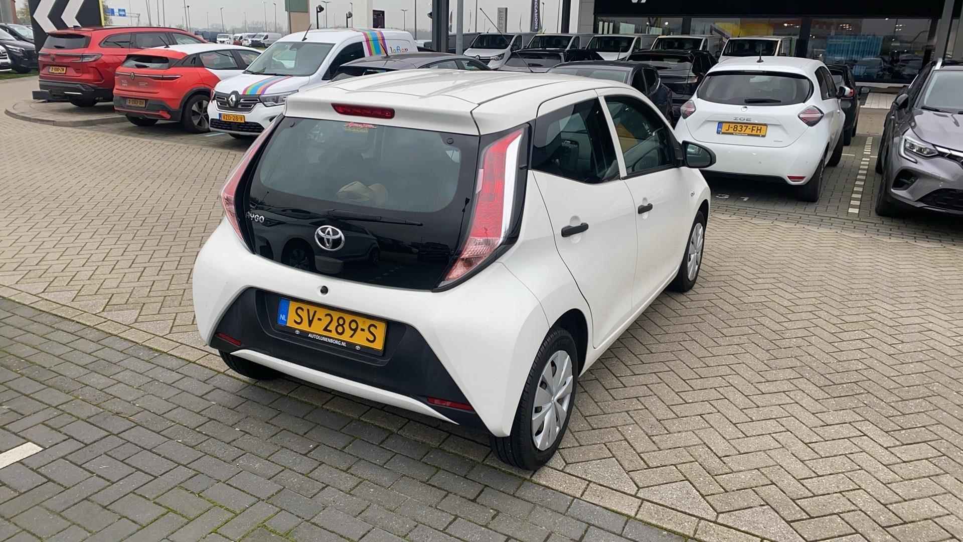 Toyota Aygo 1.0 VVT-i x-fun - 5/19