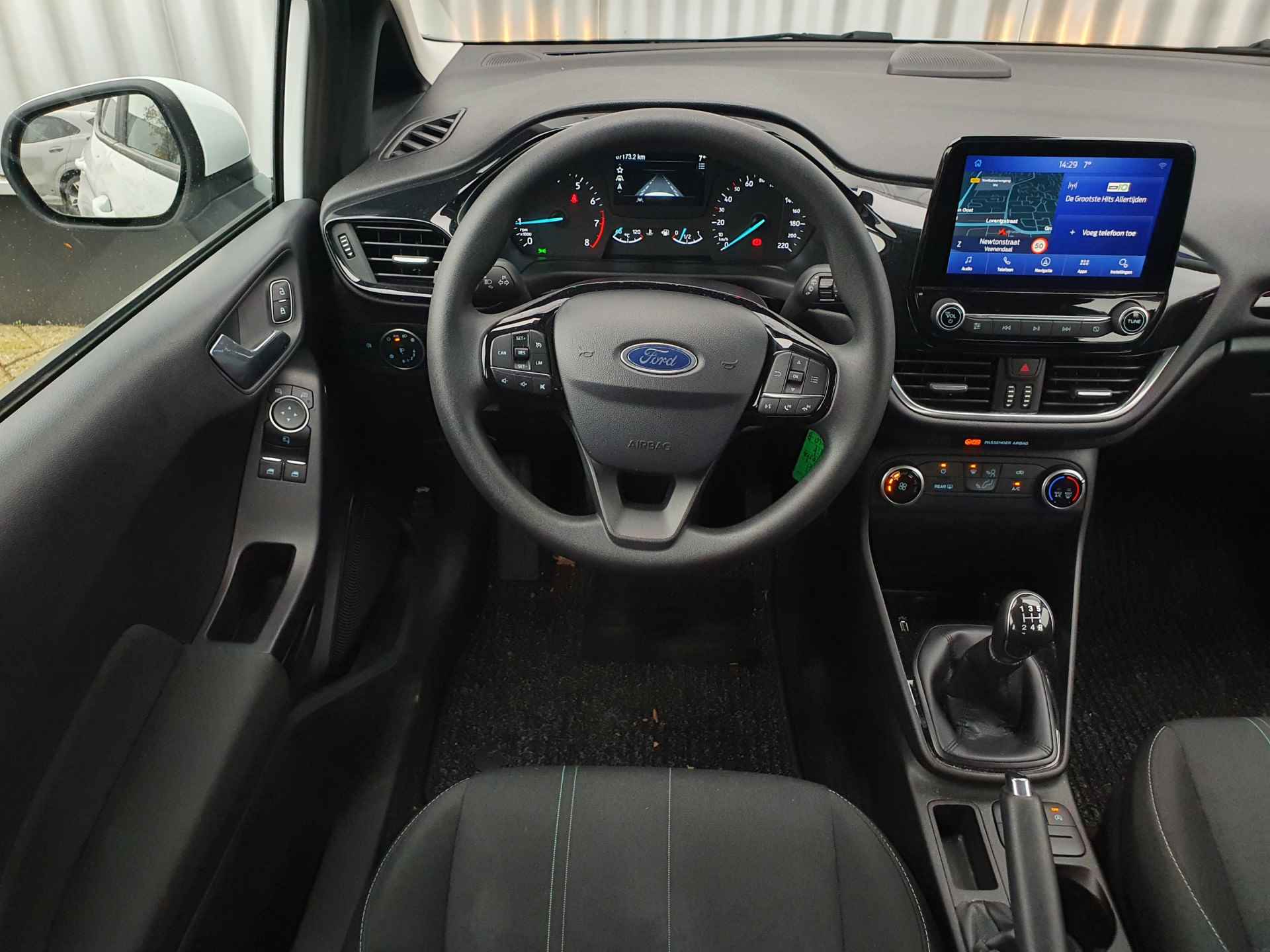 Ford Fiesta 1.1 Trend | Navigatie | Dealeronderhouden | Cruise Control | Airco | Elek. Ramen - 25/32