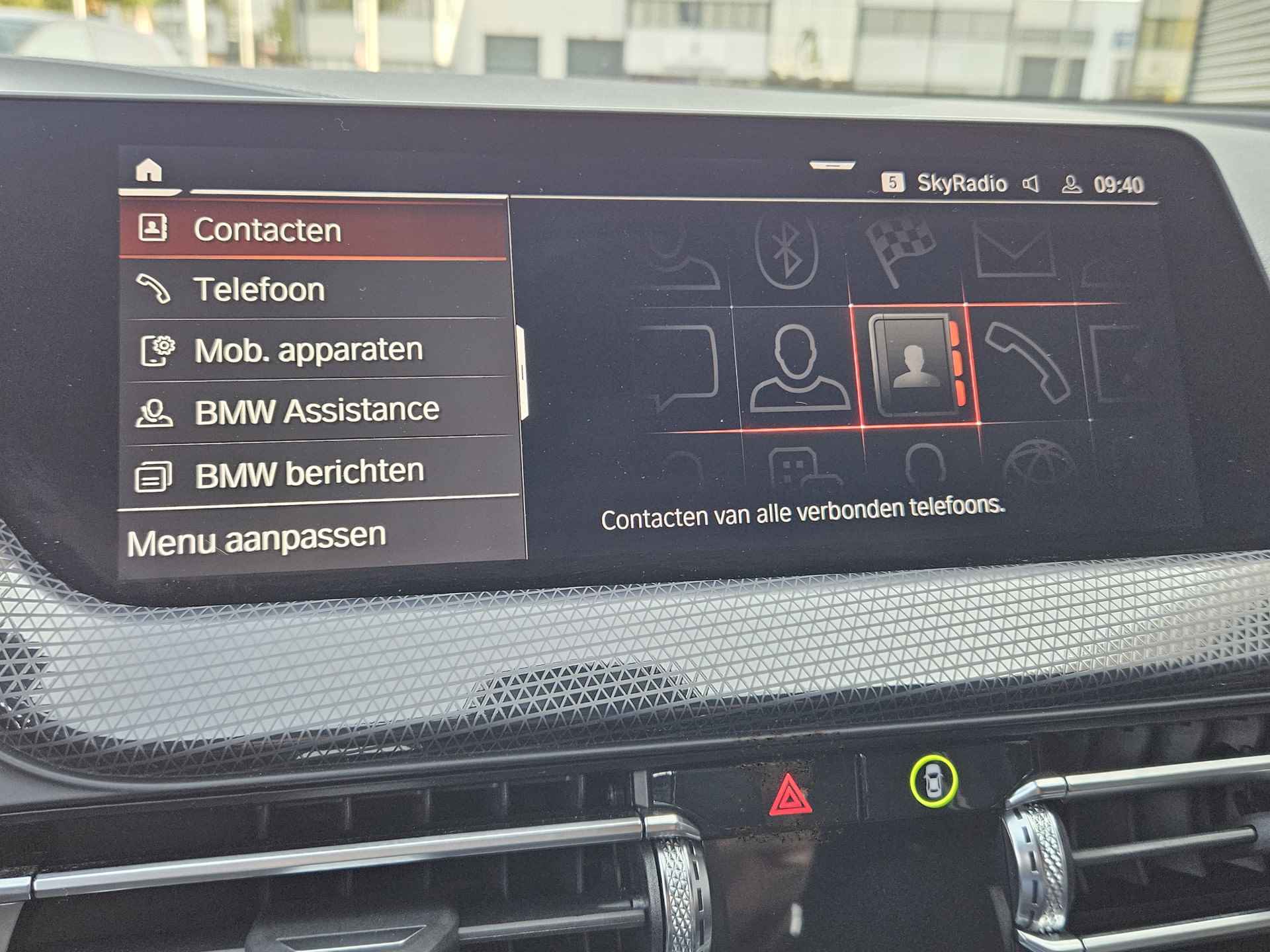 BMW 1-serie 118i Executive Edition | Automaat | Sportstoelen |  Navigatie | Climate Control | LED koplampen | Parkeersensoren voor en achter | Apple Carplay en Android Auto | - 22/45