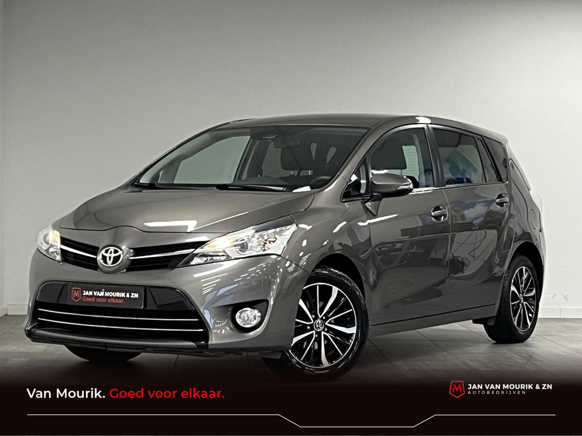 Toyota Verso 1.6 VVT-i Dynamic 7p. stoelverwarming | navigatie | climate control |