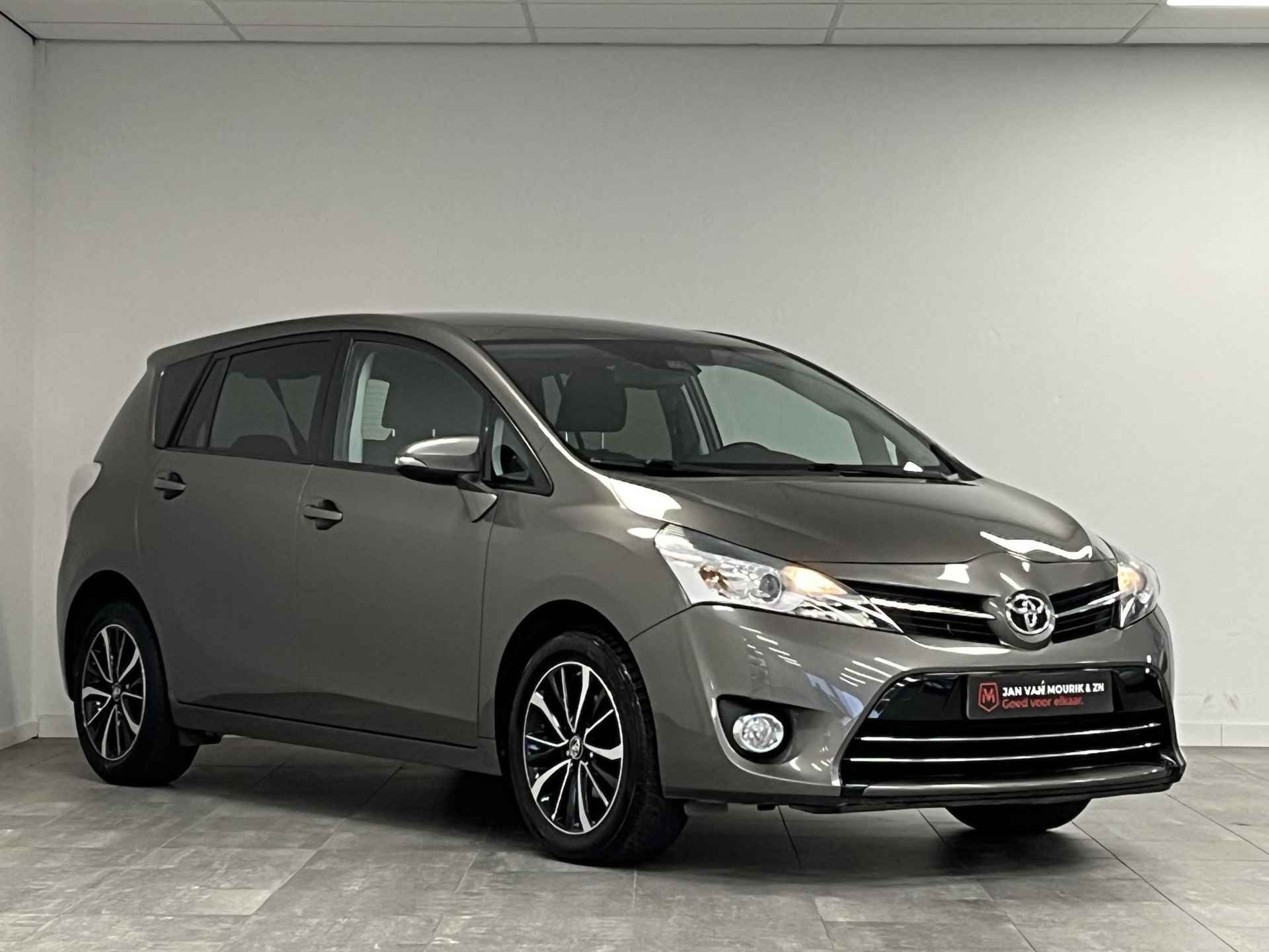 Toyota Verso 1.6 VVT-i Dynamic 7p. stoelverwarming | navigatie | climate control | - 4/36