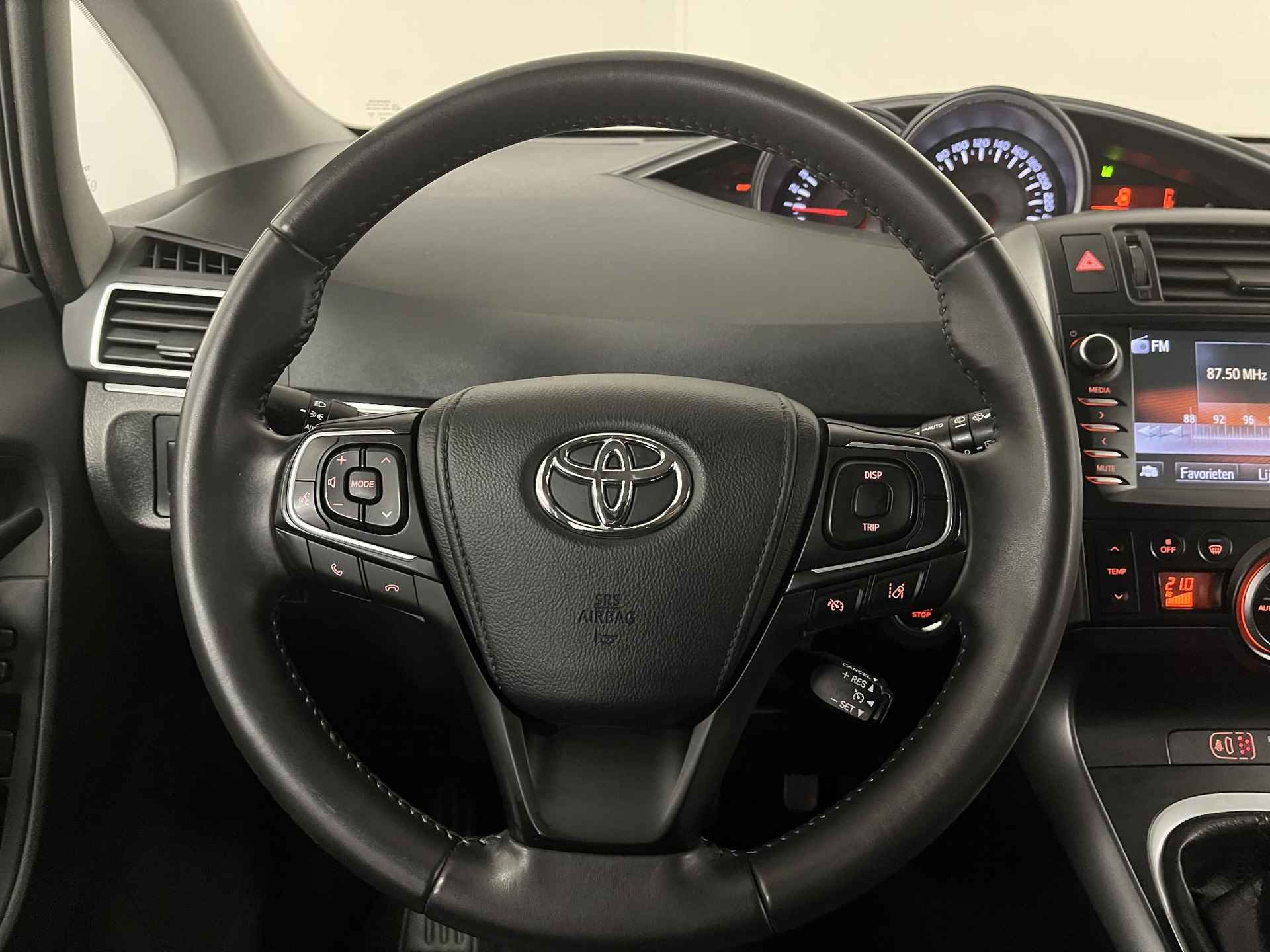 Toyota Verso 1.6 VVT-i Dynamic 7p. stoelverwarming | navigatie | climate control | - 14/36