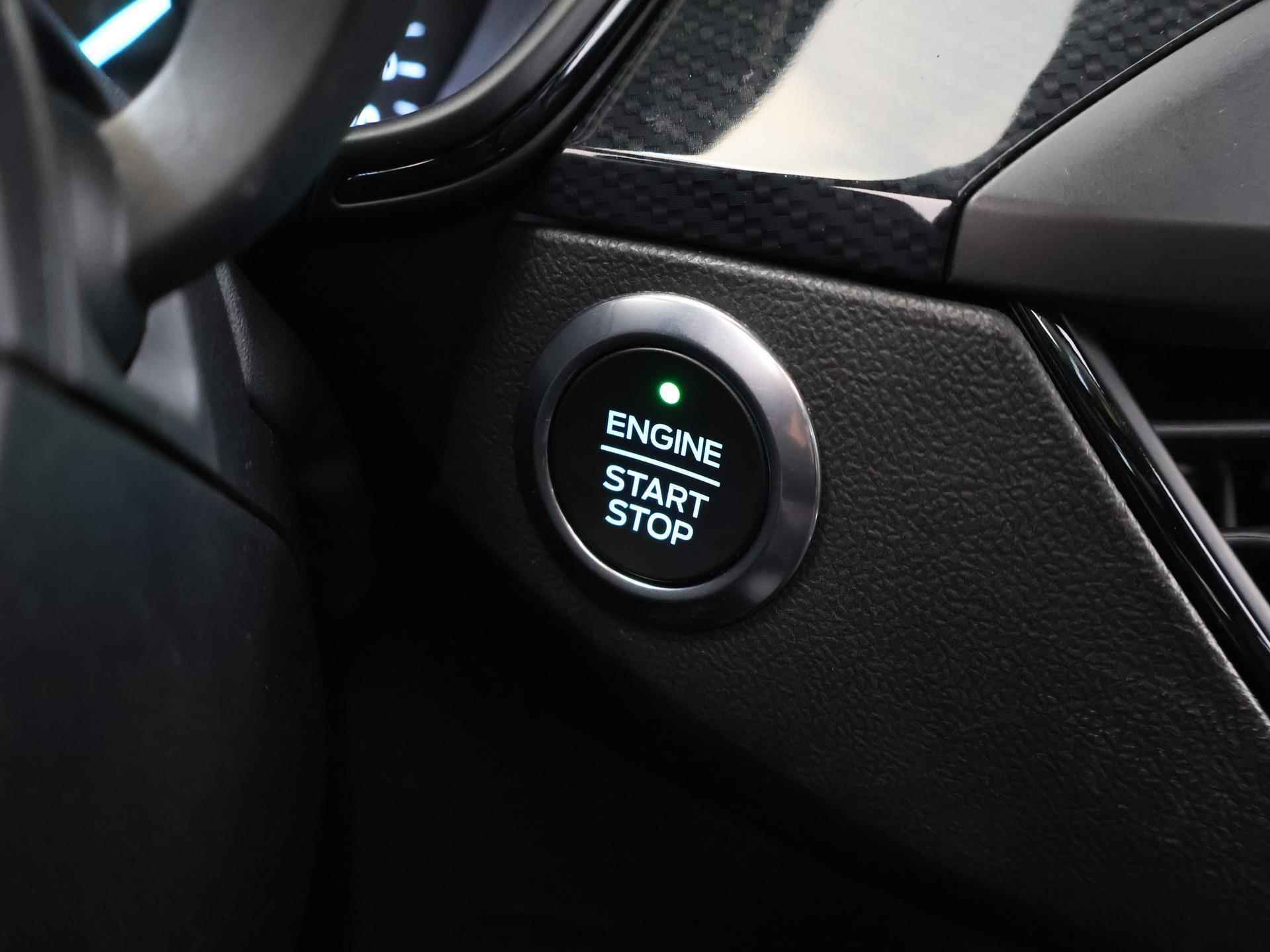 Ford Focus Wagon 1.5 EcoBoost 182 pk ST Line Business | Panoramadak | Adaptive Cruise Control | Elekt. Achterklep | Design LED koplampen | - 31/45