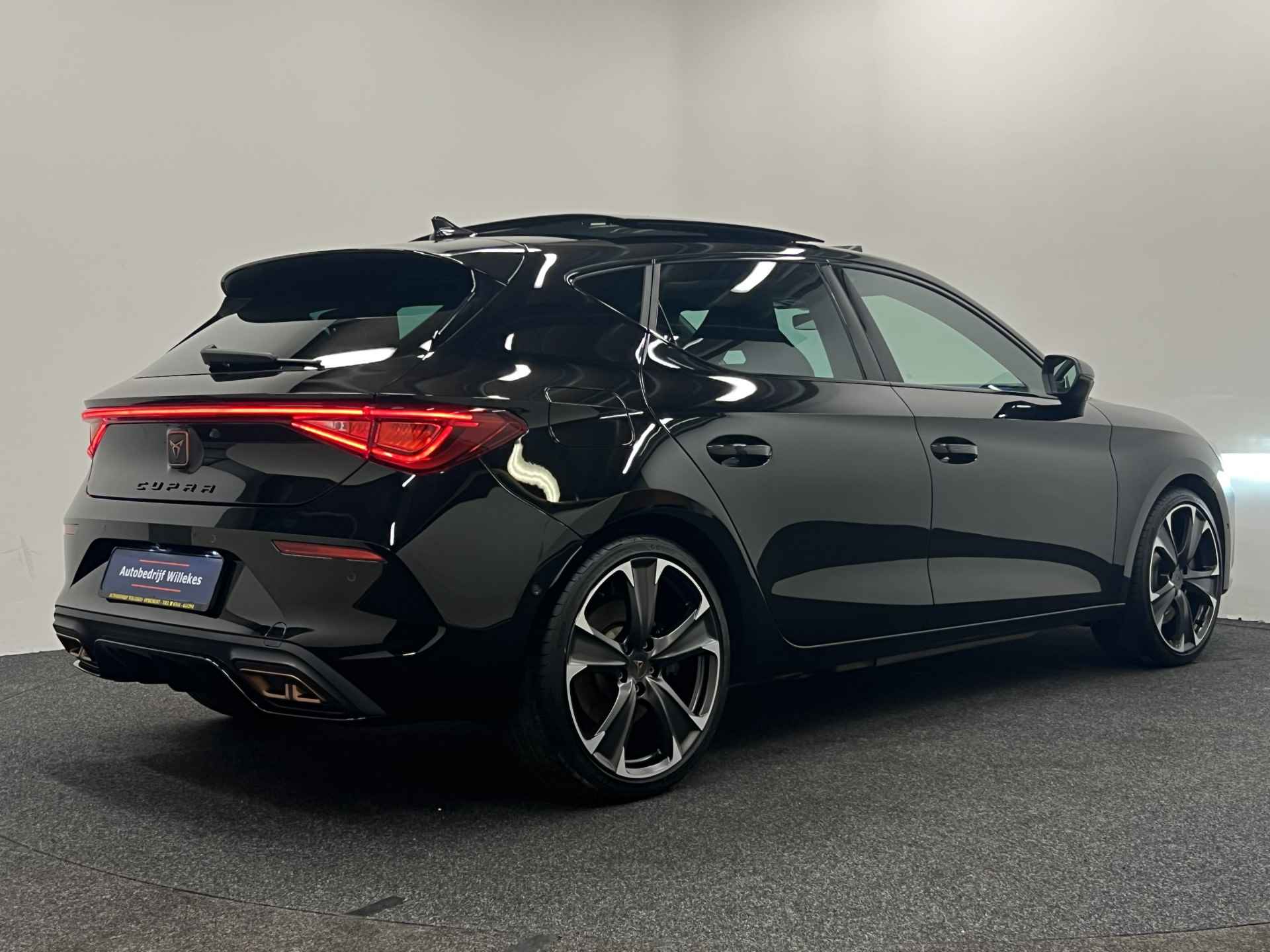 CUPRA Leon 1.4 e-Hybrid VZ Performance 245PK | PANO | STOEL-/STUURVERWARMING | KEYLESS | ACC | CAMERA | NAVI | - 40/47