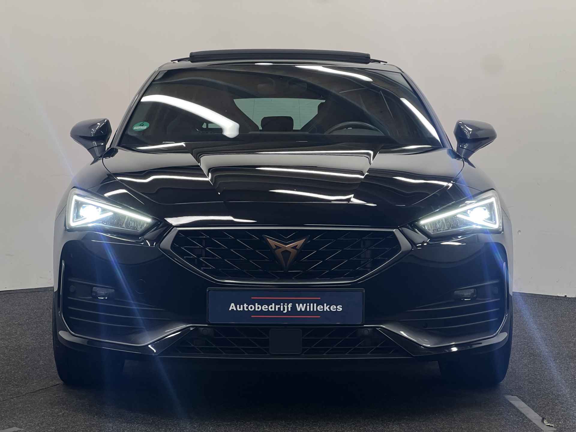 CUPRA Leon 1.4 e-Hybrid VZ Performance 245PK | PANO | STOEL-/STUURVERWARMING | KEYLESS | ACC | CAMERA | NAVI | - 43/47