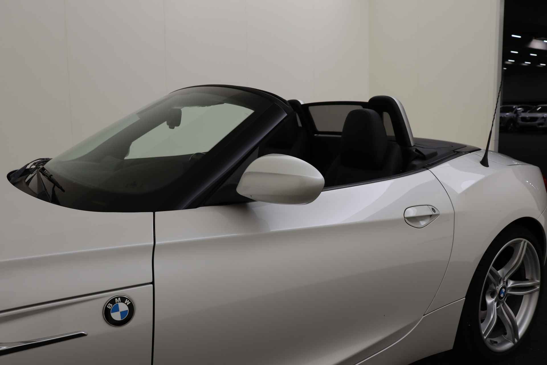 BMW Z4 Roadster sDrive28i High Executive M Sport Automaat / Sportstoelen / Adaptief M onderstel / Comfort Access / Stoelverwarming / Navigatie Professional / Spraaksturing / Leder - 47/64