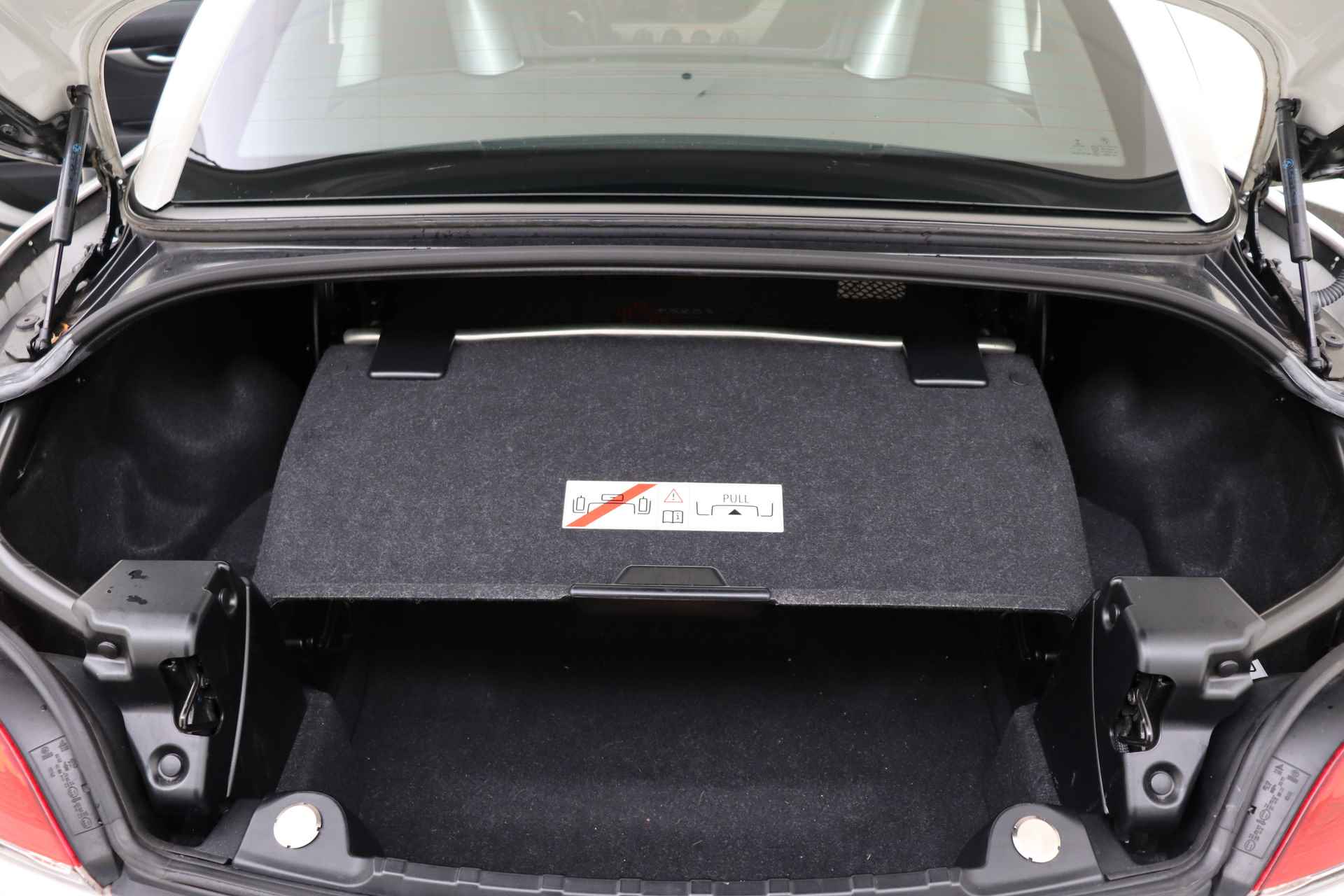 BMW Z4 Roadster sDrive28i High Executive M Sport Automaat / Sportstoelen / Adaptief M onderstel / Comfort Access / Stoelverwarming / Navigatie Professional / Spraaksturing / Leder - 63/64
