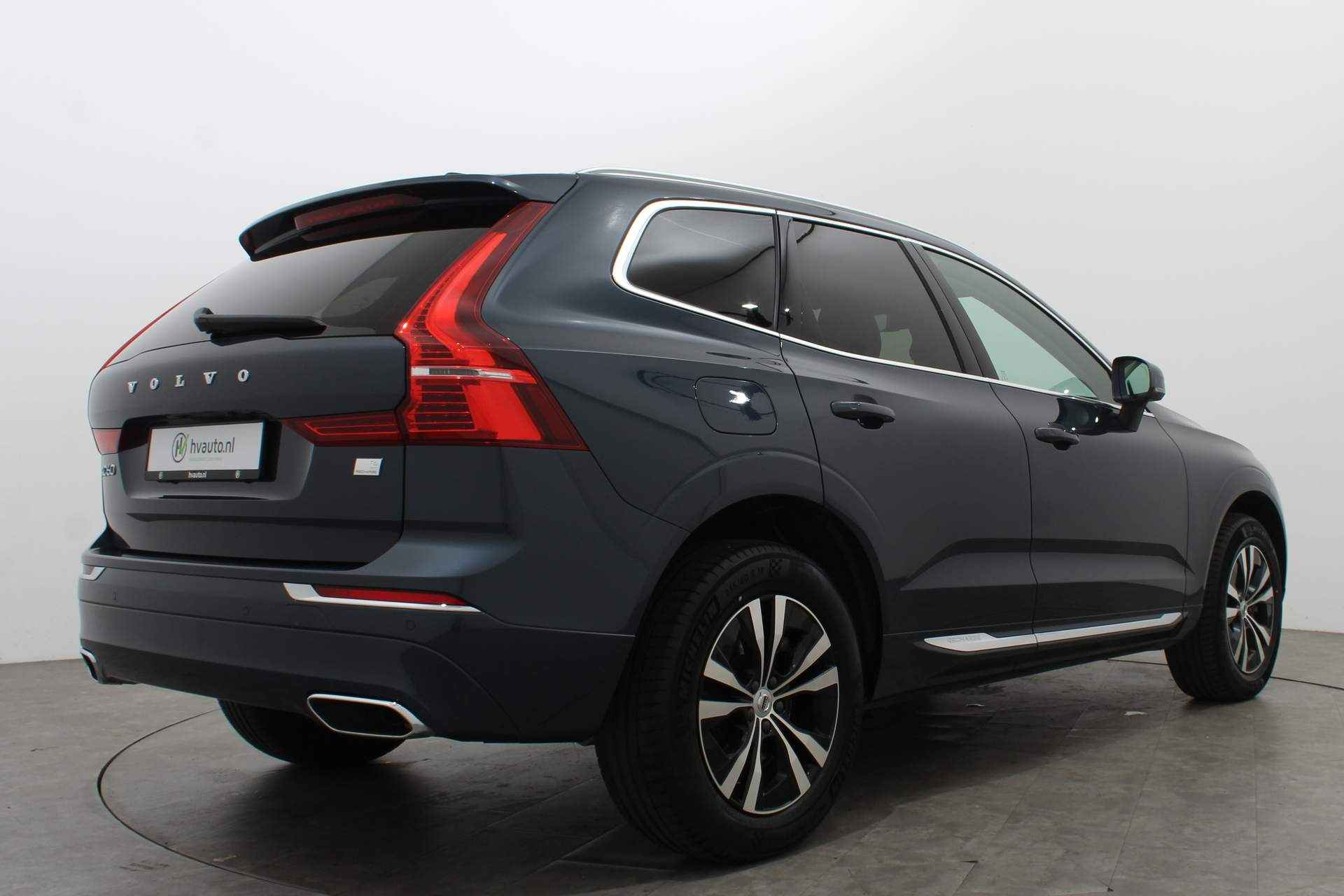 Volvo XC60 2.0 T6 RECHARGE 340PK INSCRIPTION AUT8 | Panoramadak | Intellisafe | Leer - 3/40