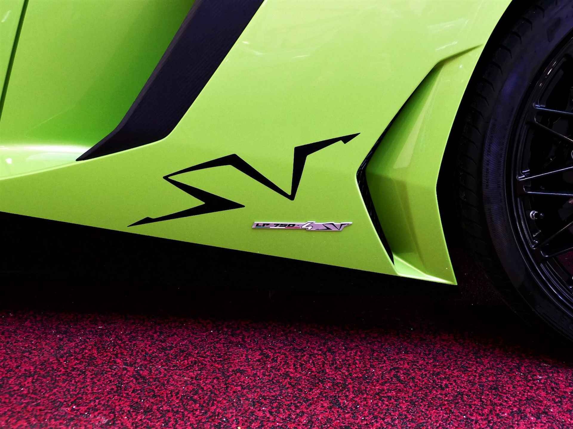 Lamborghini Aventador 6.5 V12 LP750-4 Superveloce SV Verde ithaca Lift Camera - 41/85