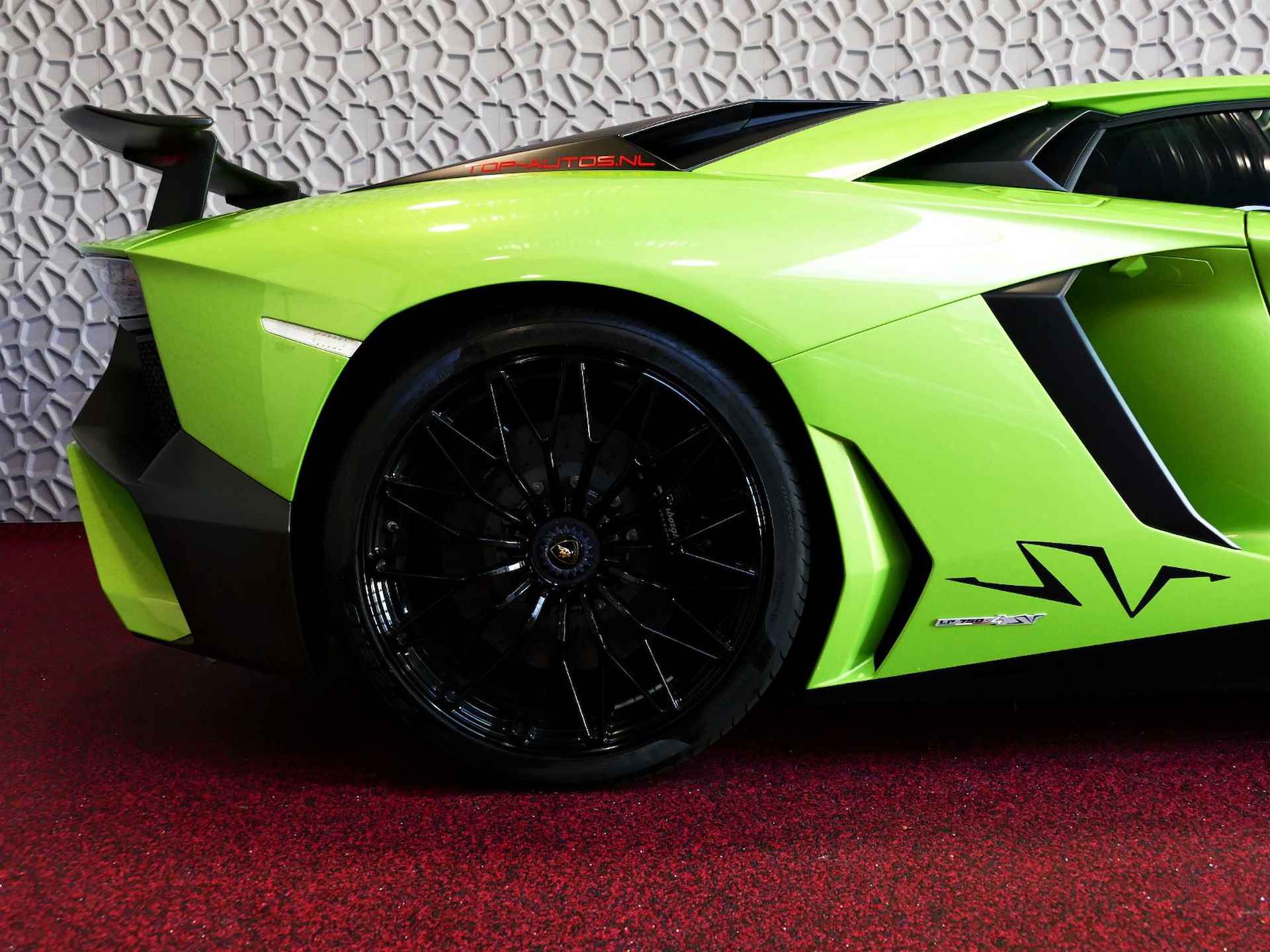 Lamborghini Aventador 6.5 V12 LP750-4 Superveloce SV Verde ithaca Lift Camera - 45/85