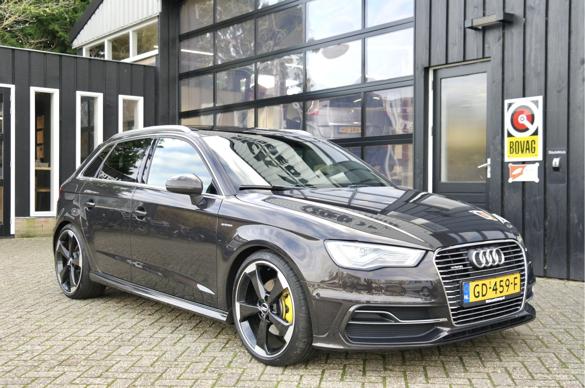 Audi A3 Sportback 1.4 e-tron PHEV Ambition Pro 3x S-Line | NL-Auto | Pano | RS Stoelen | B&O | Stoelverwarming