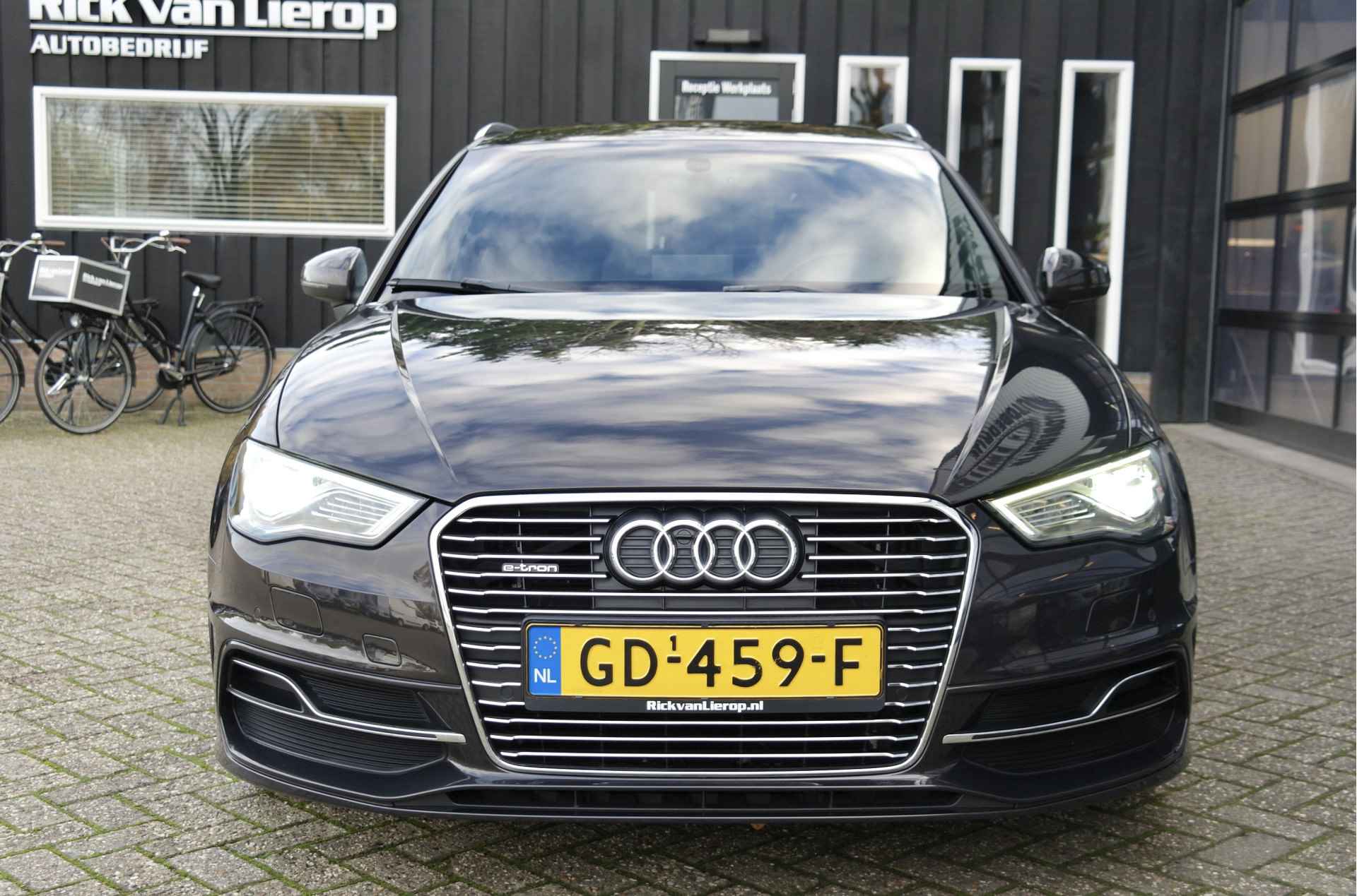 Audi A3 Sportback 1.4 e-tron PHEV Ambition Pro 3x S-Line | NL-Auto | Pano | RS Stoelen | B&O | Stoelverwarming - 25/55