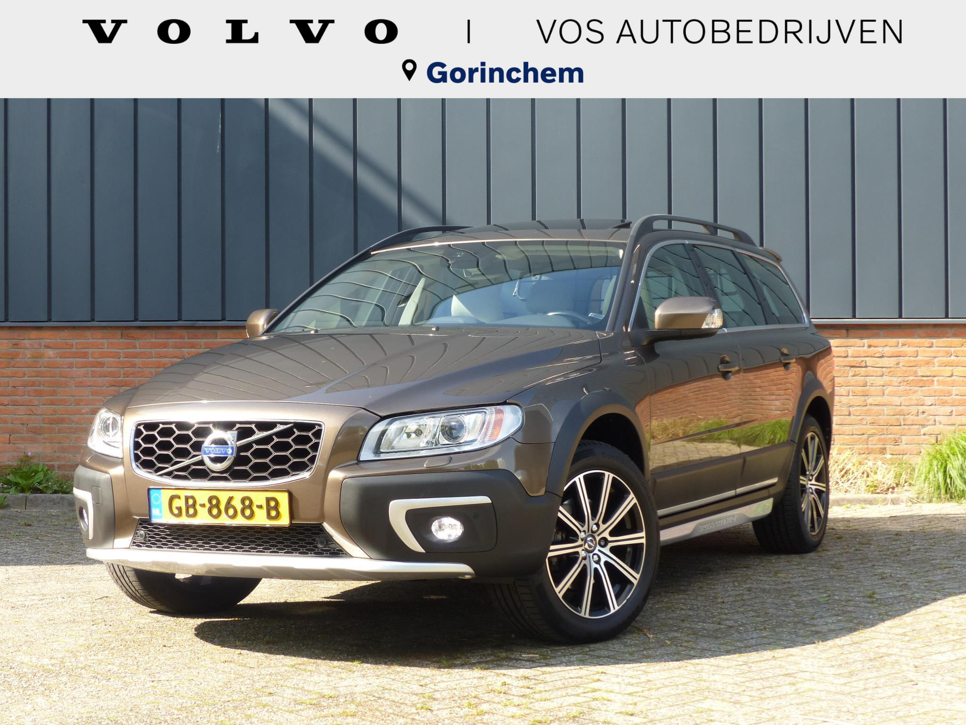 Volvo XC70 D4 Aut.  Nordic+Luxury | Schuif-/ kanteldak| Afneembare trekhaak| Elektrisch bedienbare bestuurdersstoel met geheugenfunctie| Verwarmbare voorstoelen| Verwarmbare voorruit| Bi-Xenon koplampen|