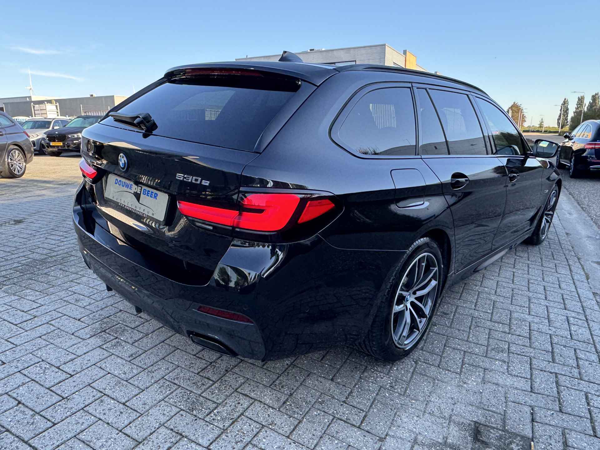 BMW 5 Serie Touring 530e M-Sport 530 Pano-Dak | Dr.ass.pro | Camera | Keyless | HUD - 8/33