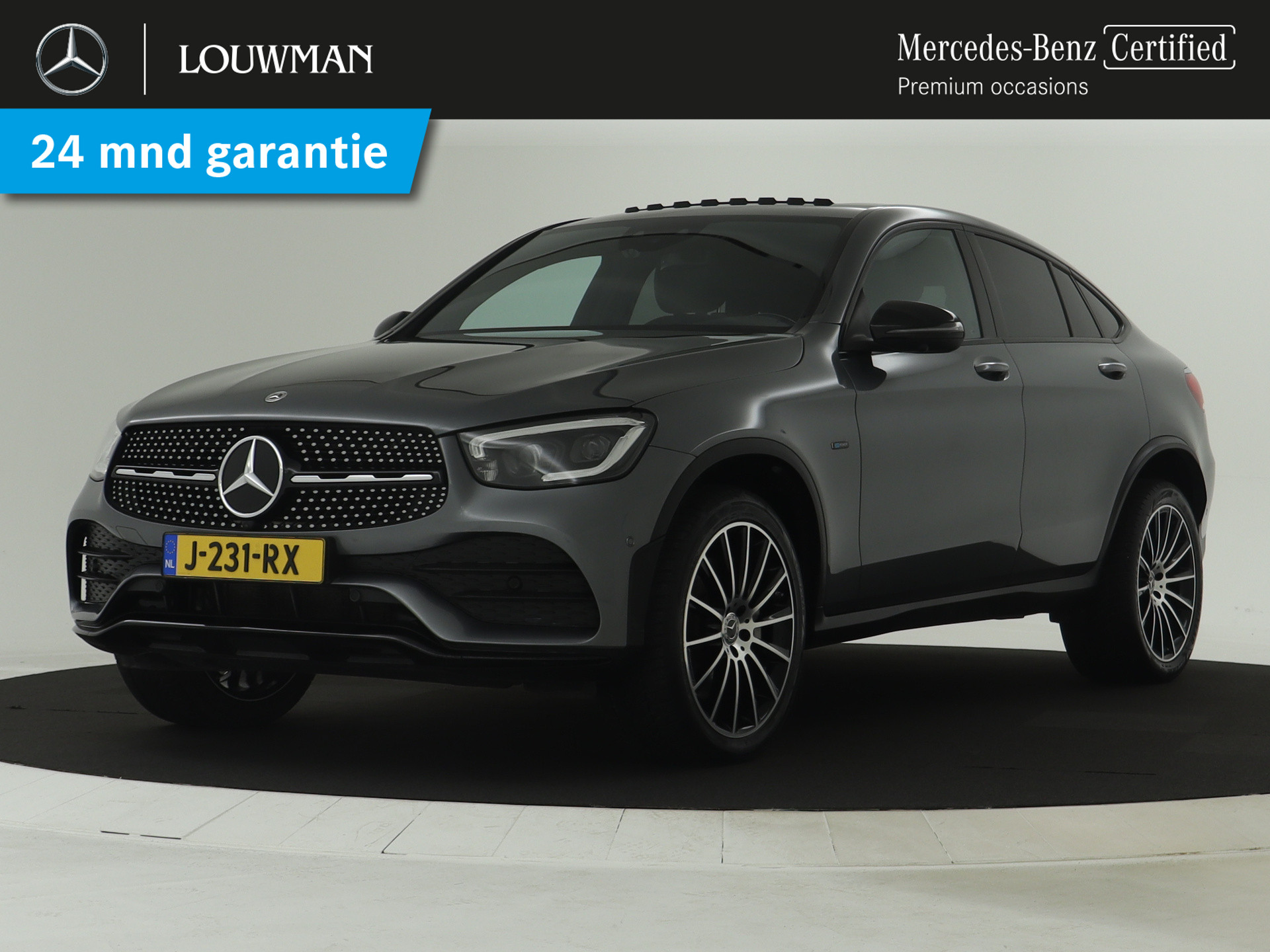 Mercedes-Benz GLC Coupé 300 e AMG Plug-In Hybride | Schuif-Kanteldak | AMG Styling | Night Pakket | Inclusief 24 maanden MB Certified garantie voor Europa.