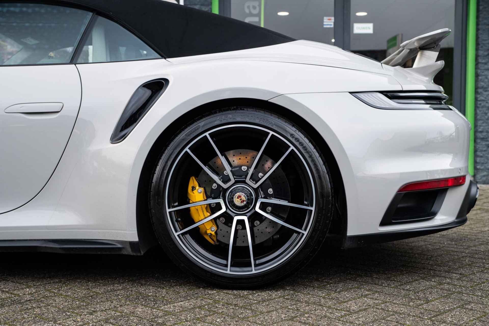 Porsche 911 Cabrio 3.8 Turbo S / 1E EIG / INNODRIVE / NACHTZICHT - 16/60