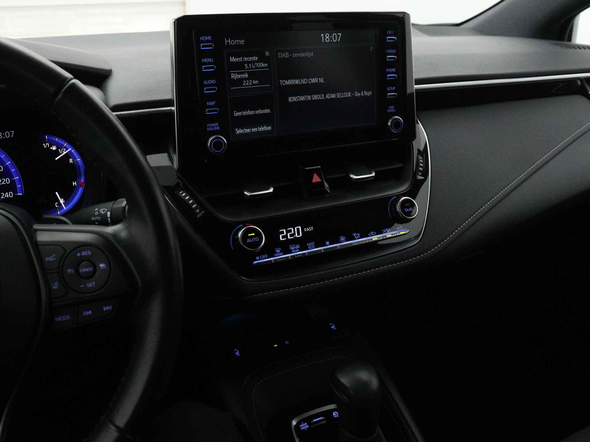 Toyota Corolla Touring Sports 2.0 Hybrid Dynamic | Apple Carplay/Android Auto | Camera | Stoelverwarming | LED | - 8/42