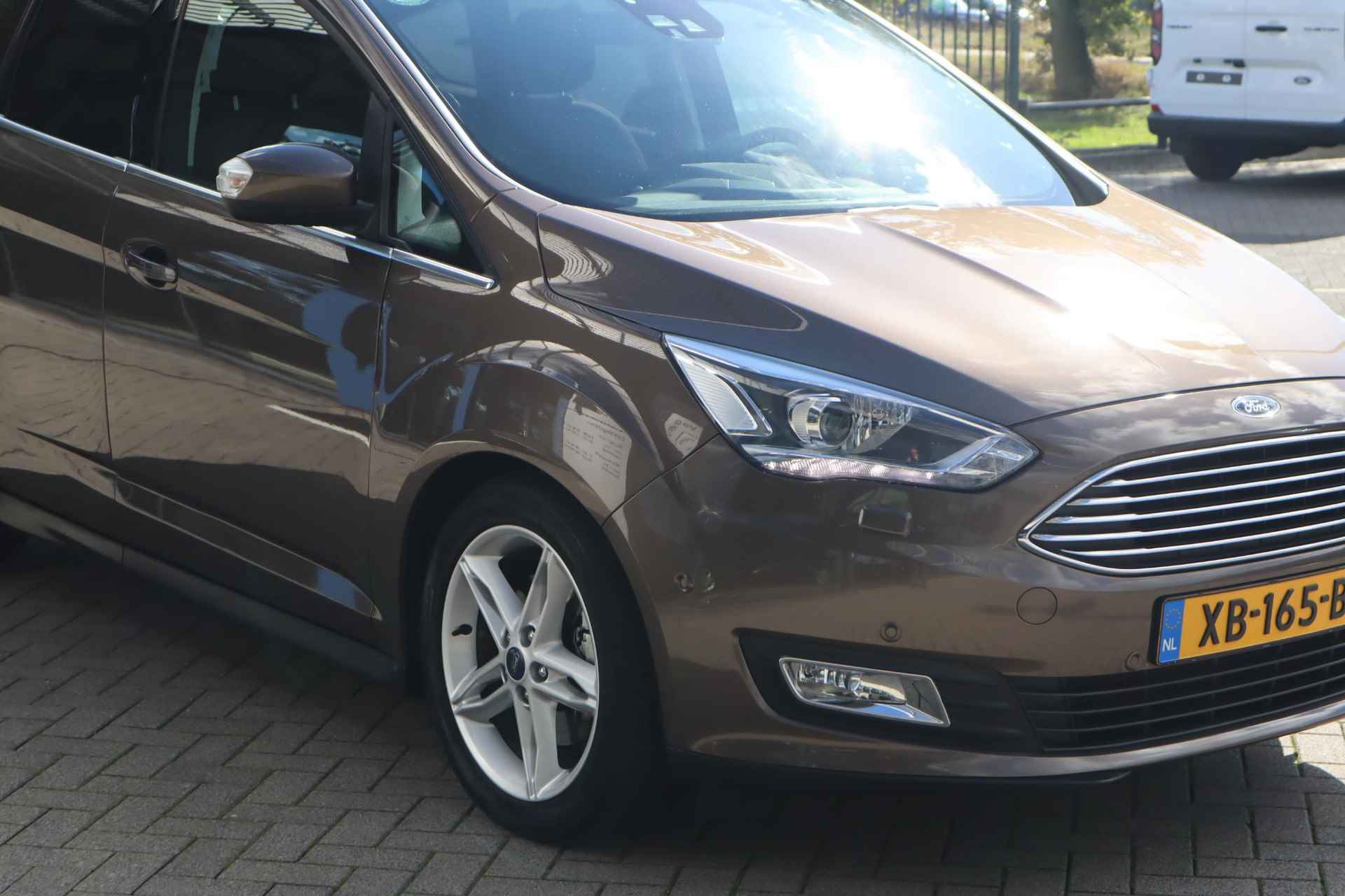 Ford C-Max 1.5 150PK SPORT NAVI TREKHAAK XENON KEYLESS APPLE/ANDROID CAMERA WINTERPACK CLIMA 1500KG TREKGEWICHT! - 25/30