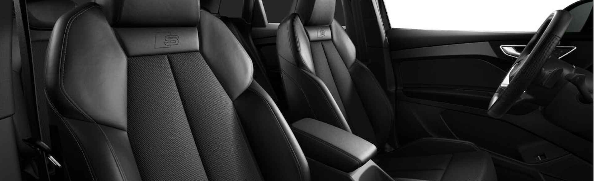 Audi Q4 e-tron 45 S Edition 82 kWh | Het voordeel is € 2.964,- | Assistentie plus pakket | Optiek zwart plus | Privacy glass | Panoramadak | Verwacht week 22 - 6/7